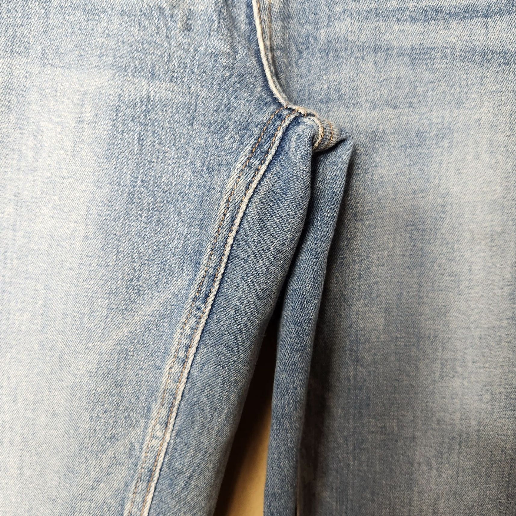 Paige Paige Noella Side Fray Fringe Straight Leg Crop Jeans - Size 24 Size 42" / US 20 - 5 Thumbnail