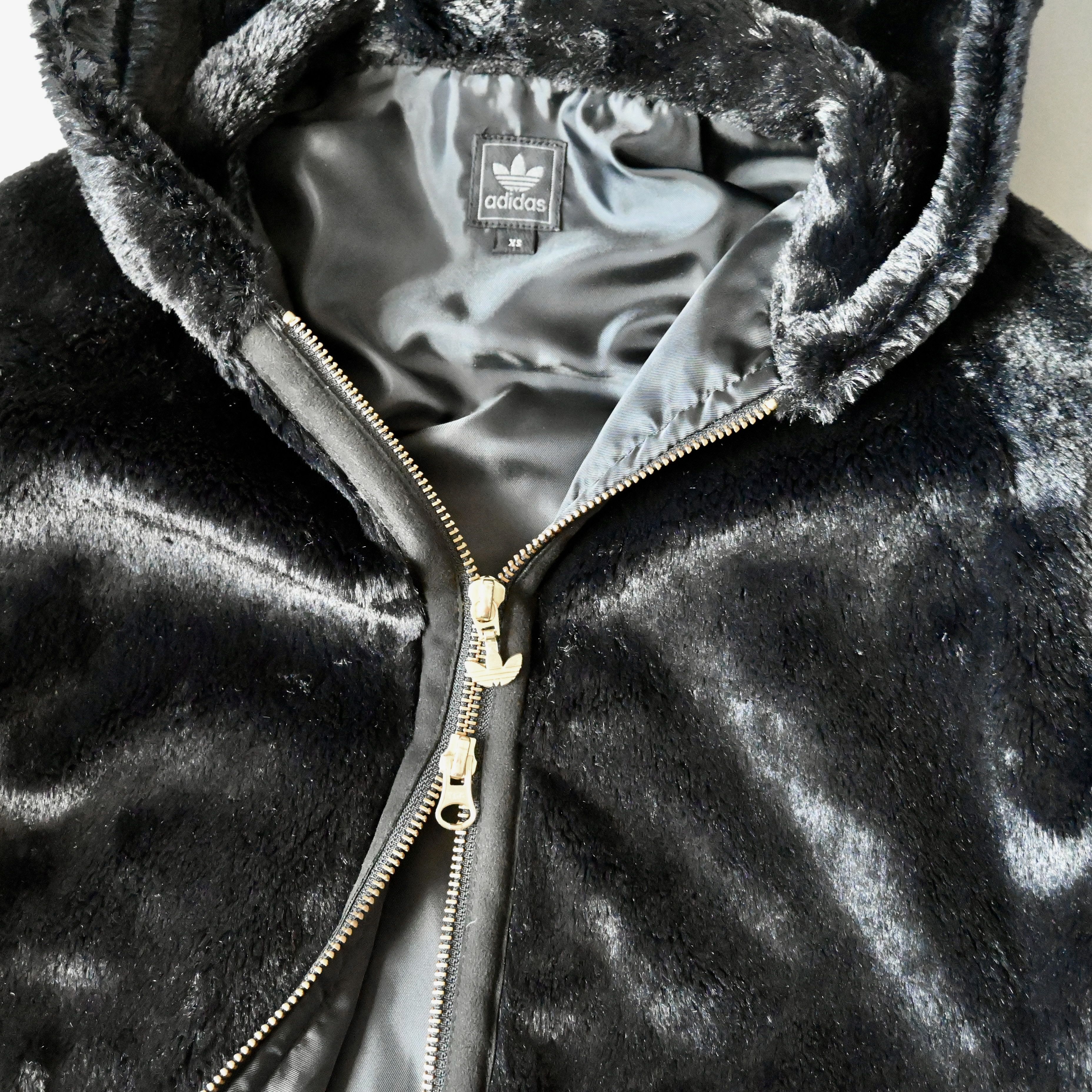 Adidas 2010s Adidas faux fur hooded jacket, gold three striped, XS Size US XS / EU 42 / 0 - 11 Thumbnail