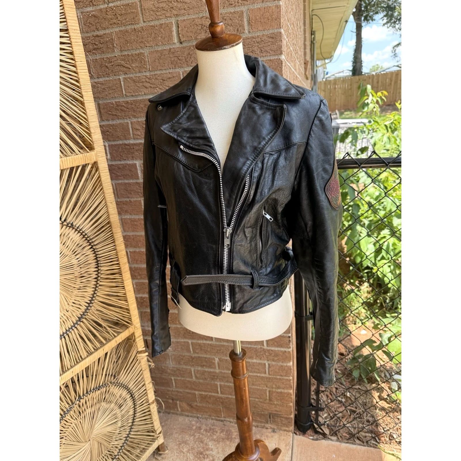 Vintage VINTAGE Universal Rider Women’s Jacket Leather Motorcycle USA Black S Womens Size S / US 4 / IT 40 - 2 Thumbnail