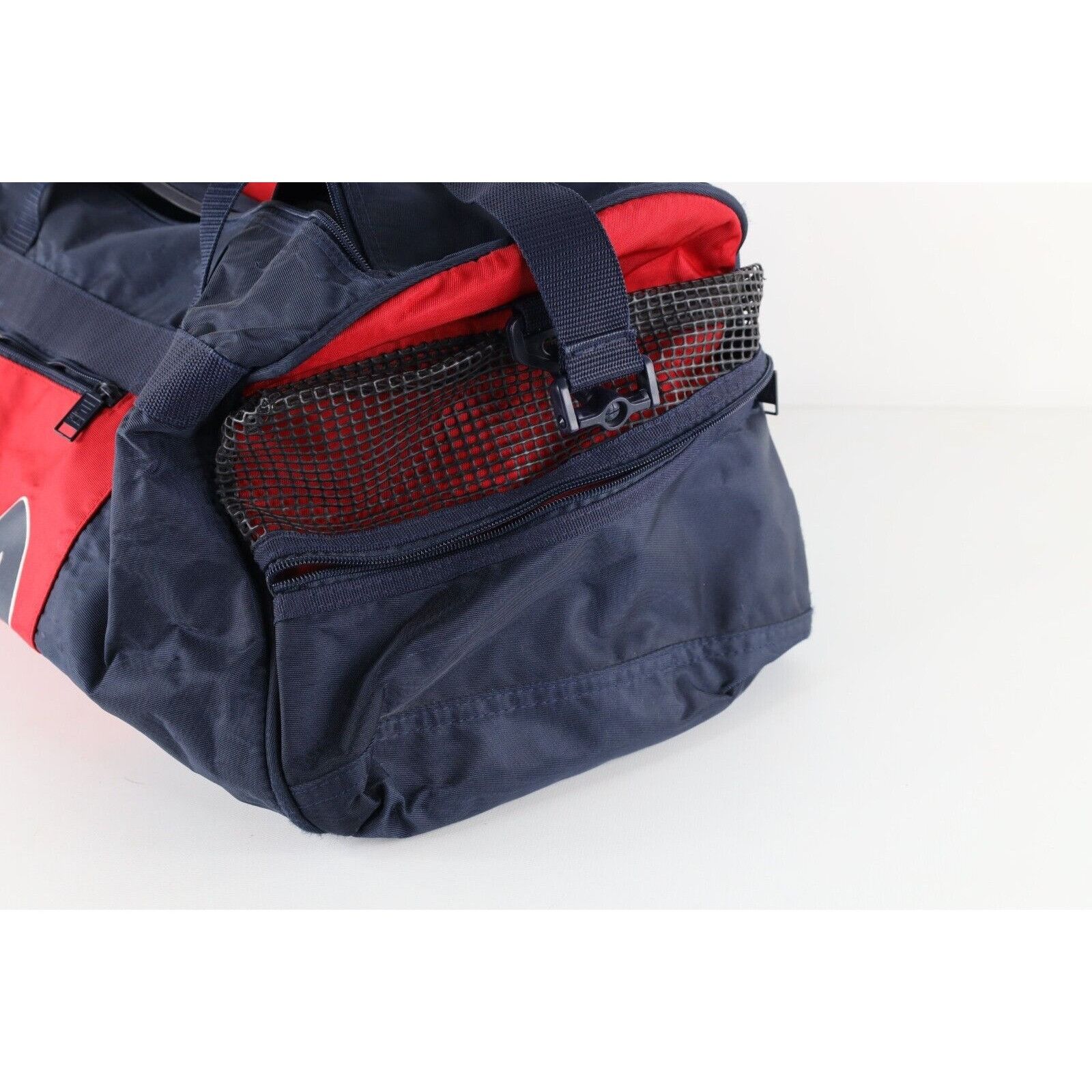 Fila × Vintage Vintage 90s Fila Distressed Spell Out Large Duffel Gym Bag Size ONE SIZE - 4 Thumbnail