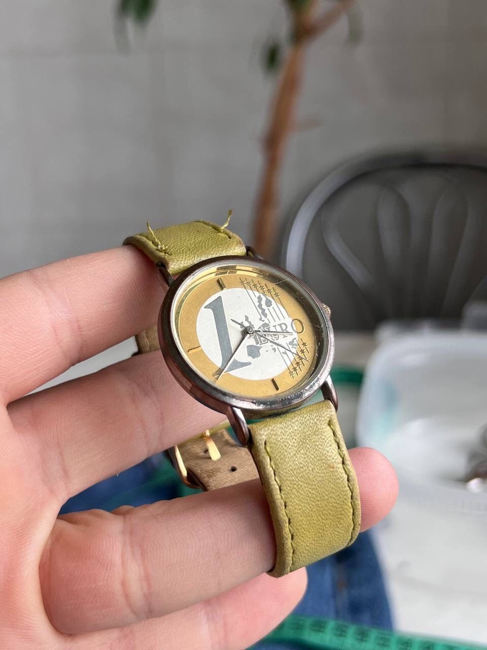 Japanese Brand Vintage One Euro Cent Japanese style futuristic Steel Watch Size ONE SIZE - 2 Thumbnail