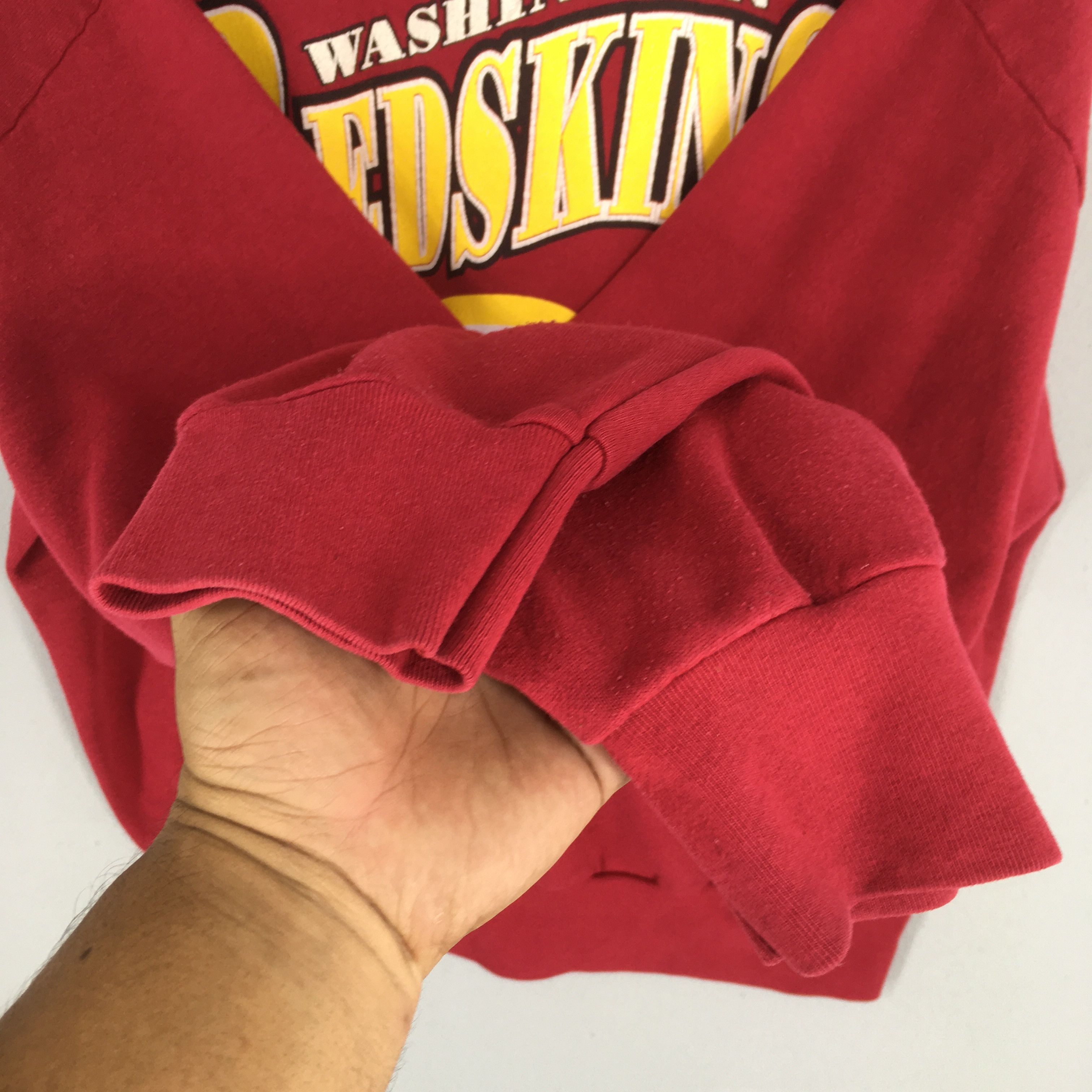 NFL Vintage Washington Commanders NFL Red Sweatshirt 2XL Size US XXL / EU 58 / 5 - 5 Thumbnail