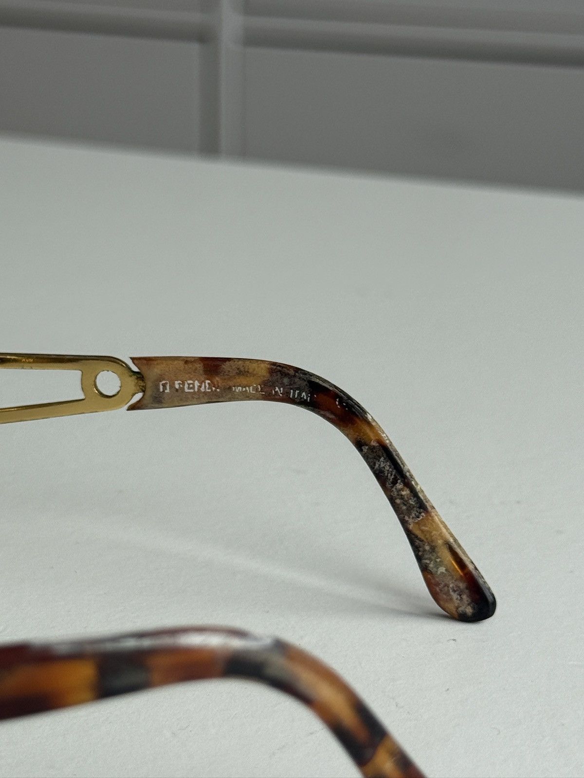 Designer × Fendi × Vintage Vintage 90s Fendi oval gold sunglasses luxury old money y2k Size ONE SIZE - 9 Thumbnail