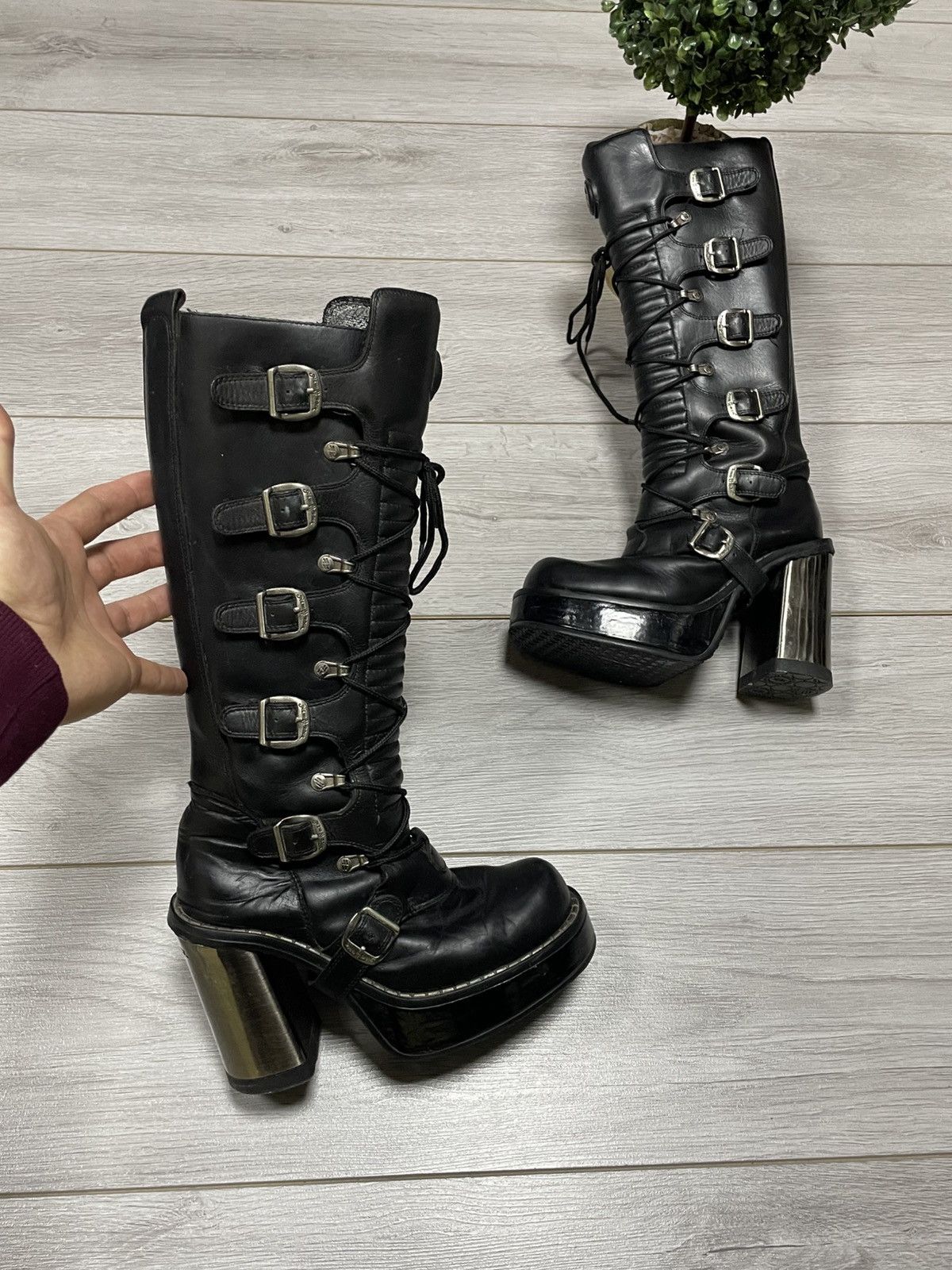 New Rock New Rock leather high boots reactor metallic heels Size US 6 / IT 36 - 2 Thumbnail