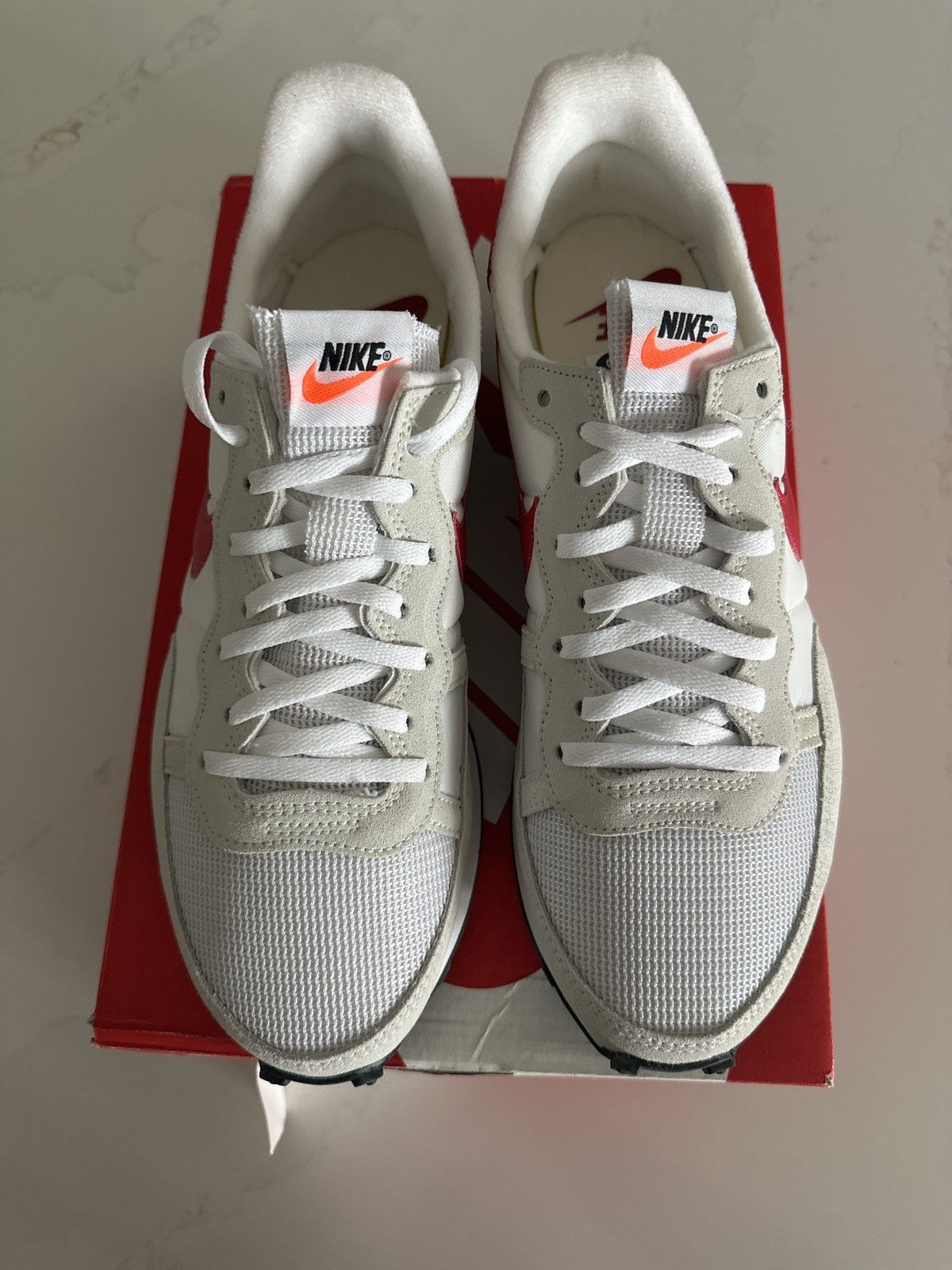 Nike Nike Challenger - OG White University Red (9.5) Size US 9.5 / EU 42-43 - 2 Thumbnail
