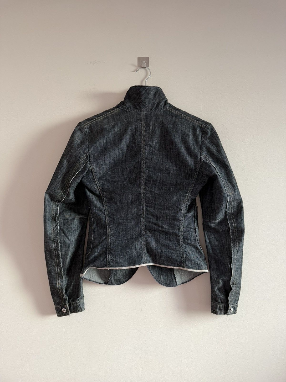 Marithe + Francois Girbaud Marithe Francois Girbaud Denim Blazer Cropped Size XS / US 0-2 / IT 36-38 - 6 Thumbnail