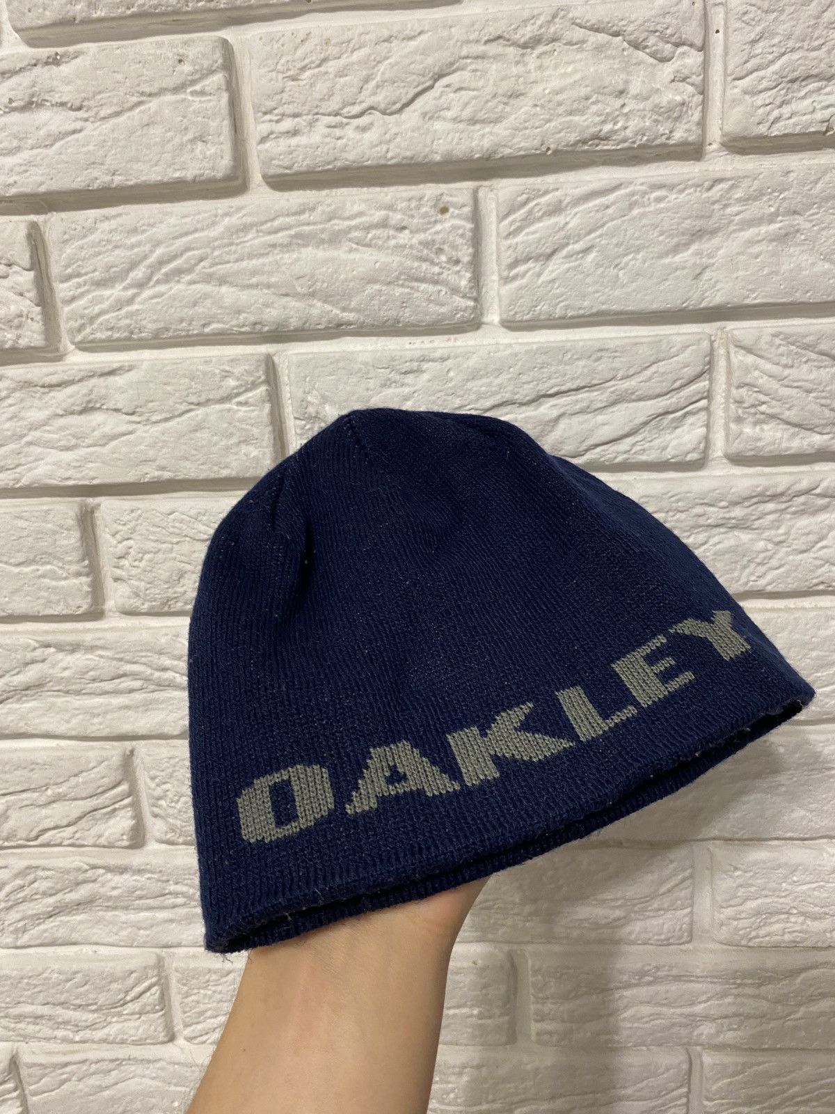 Oakley Steal🔥Oakley Beanie Hat Size ONE SIZE - 2 Thumbnail