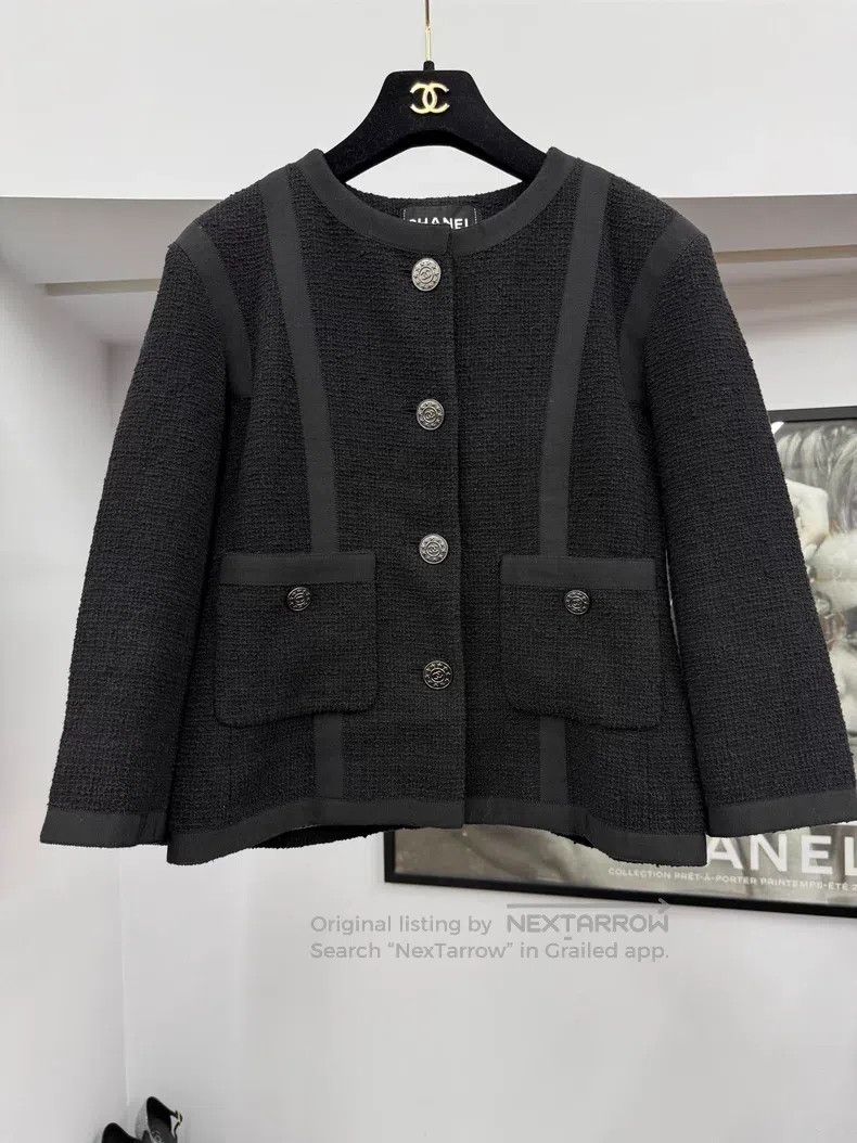 Chanel Chanel Dallas series black two-pocket jacket Size S / US 4 / IT 40 - 1 Thumbnail
