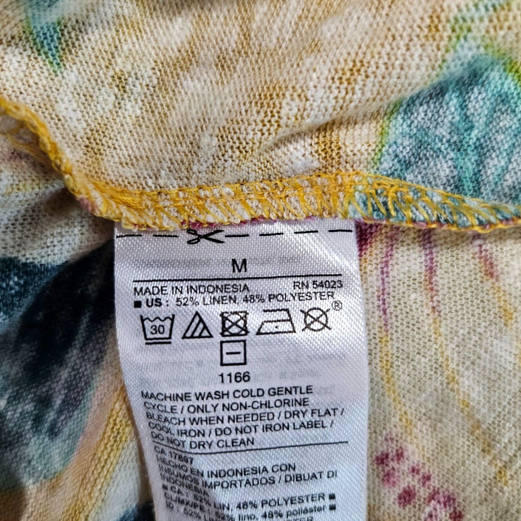 Old Navy VINTAGE Old Navy Womens Tank Top Sz Medium Yellow Pink Floral Ruffle Linen Blend Women Tank Top M Yellow Floral Ruffle Linen Blend Size M / US 6-8 / IT 42-44 - 5 Thumbnail
