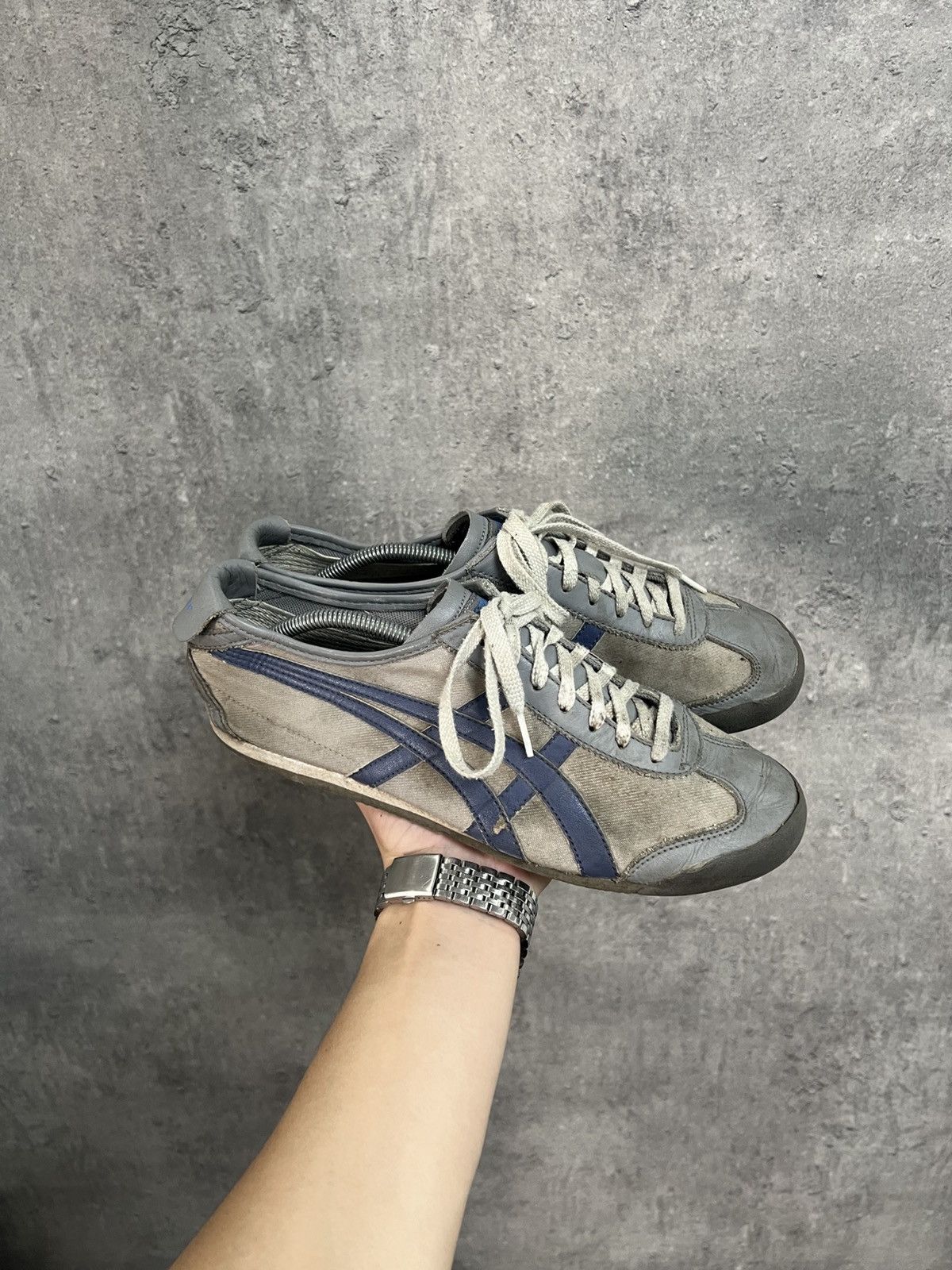 Asics x Temptation Vacation