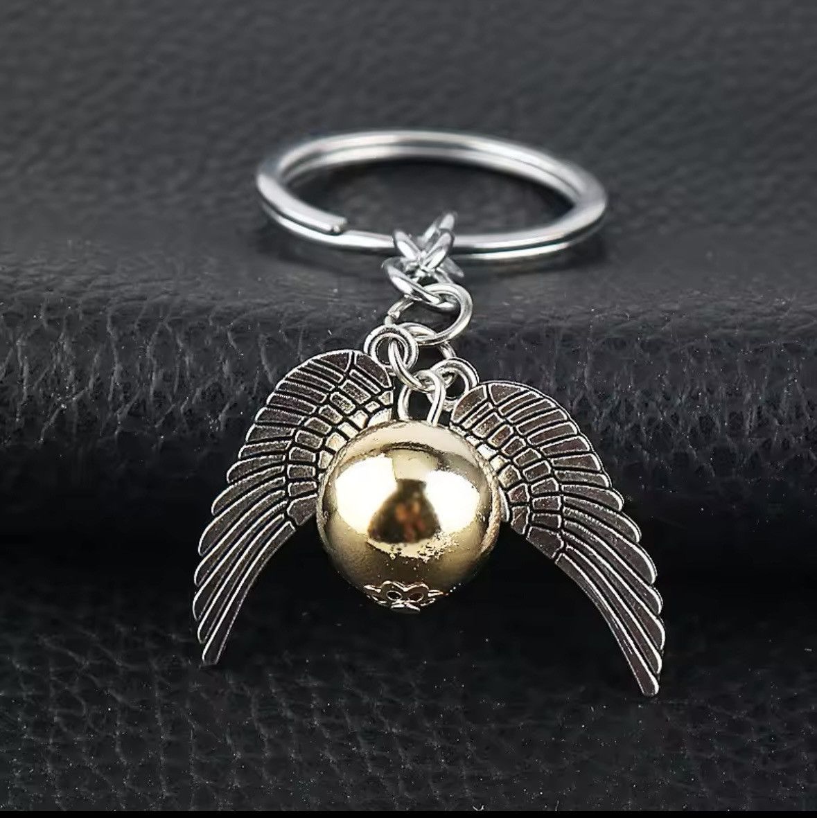 Designer Keychain pendant wing keyring Size ONE SIZE - 1 Thumbnail