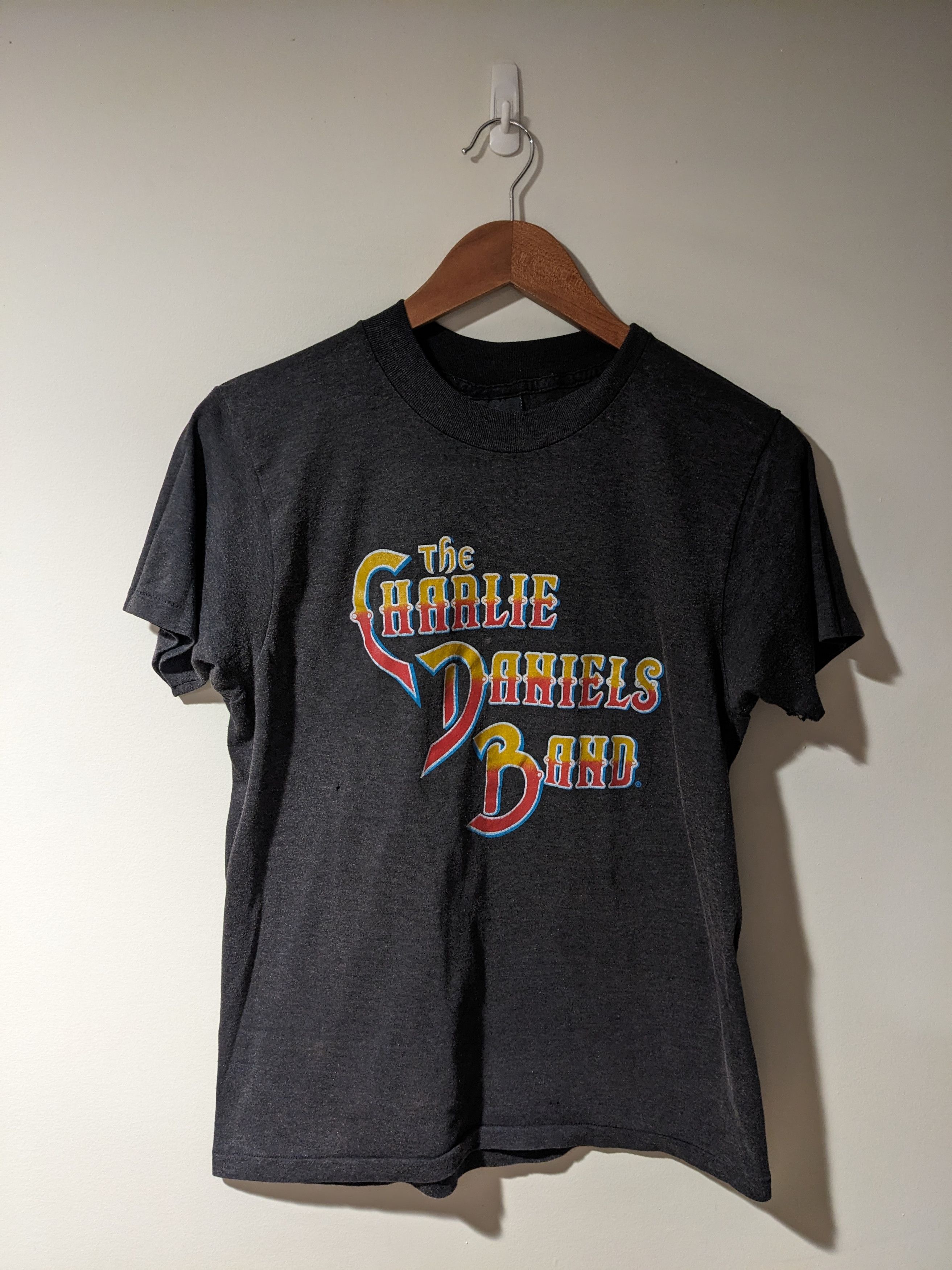Band Tees × Vintage Vintage 1983 The Charlie Daniels Band Decade Of Hits T-Shirt Size US S / EU 44-46 / 1 - 1 Thumbnail