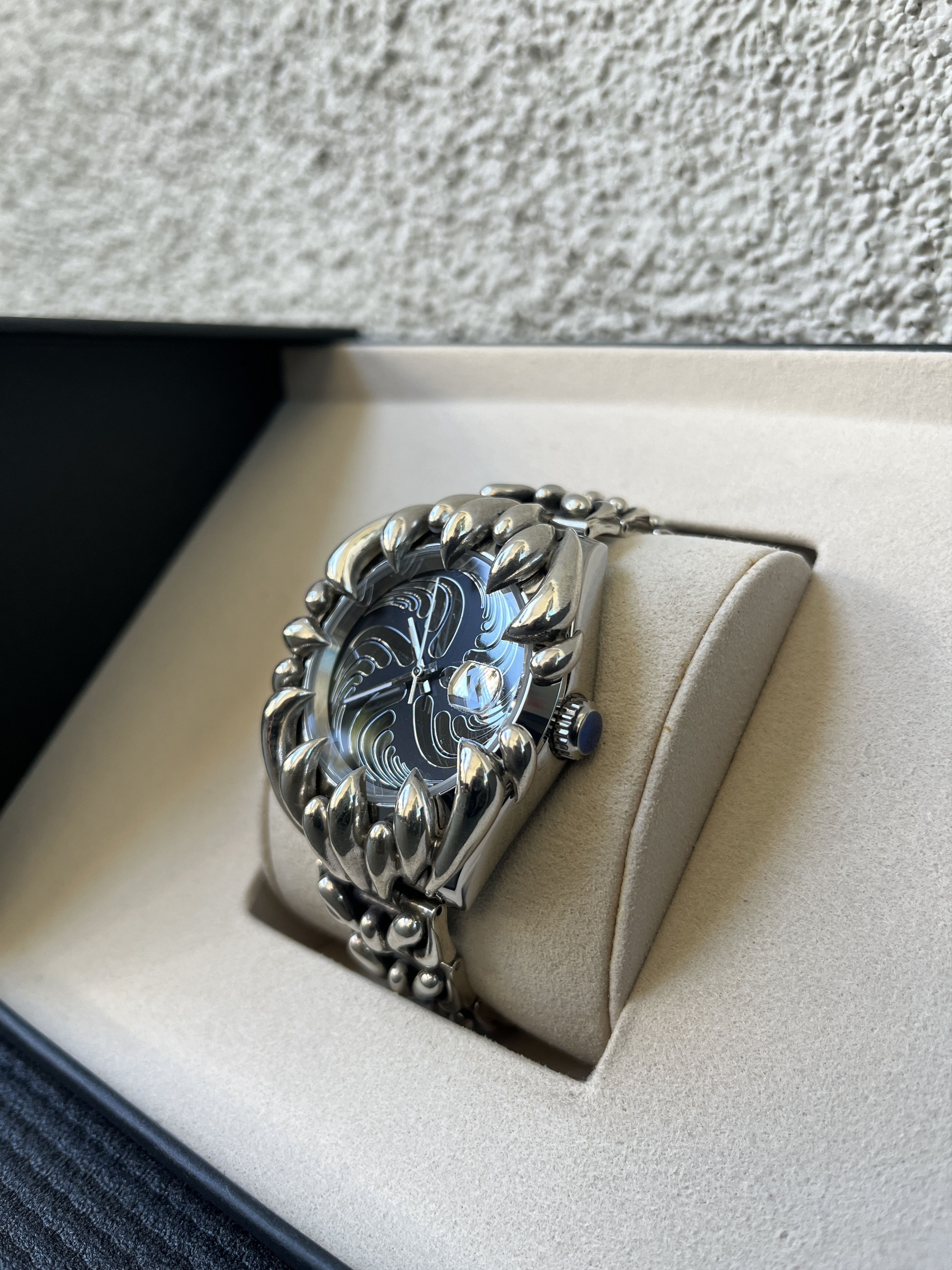 Alabaster Industries Alabaster Industries Tears Insignia Black Stainless Steel Size 40 - 2 Thumbnail