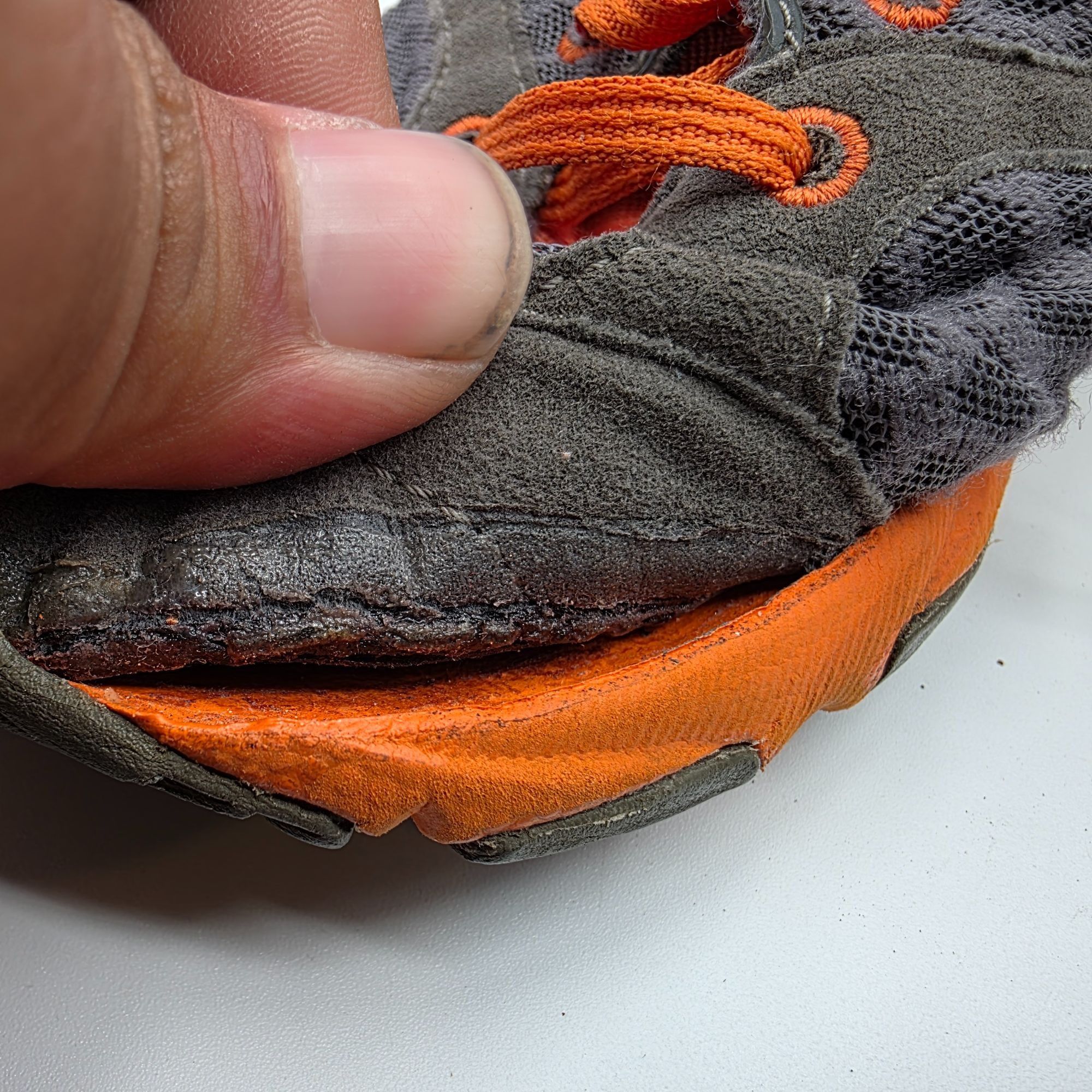 New Balance New Balance 730 Mens Size 8.5 Gray Orange Athletic Running S Size US 8.5 / EU 41-42 - 7 Thumbnail