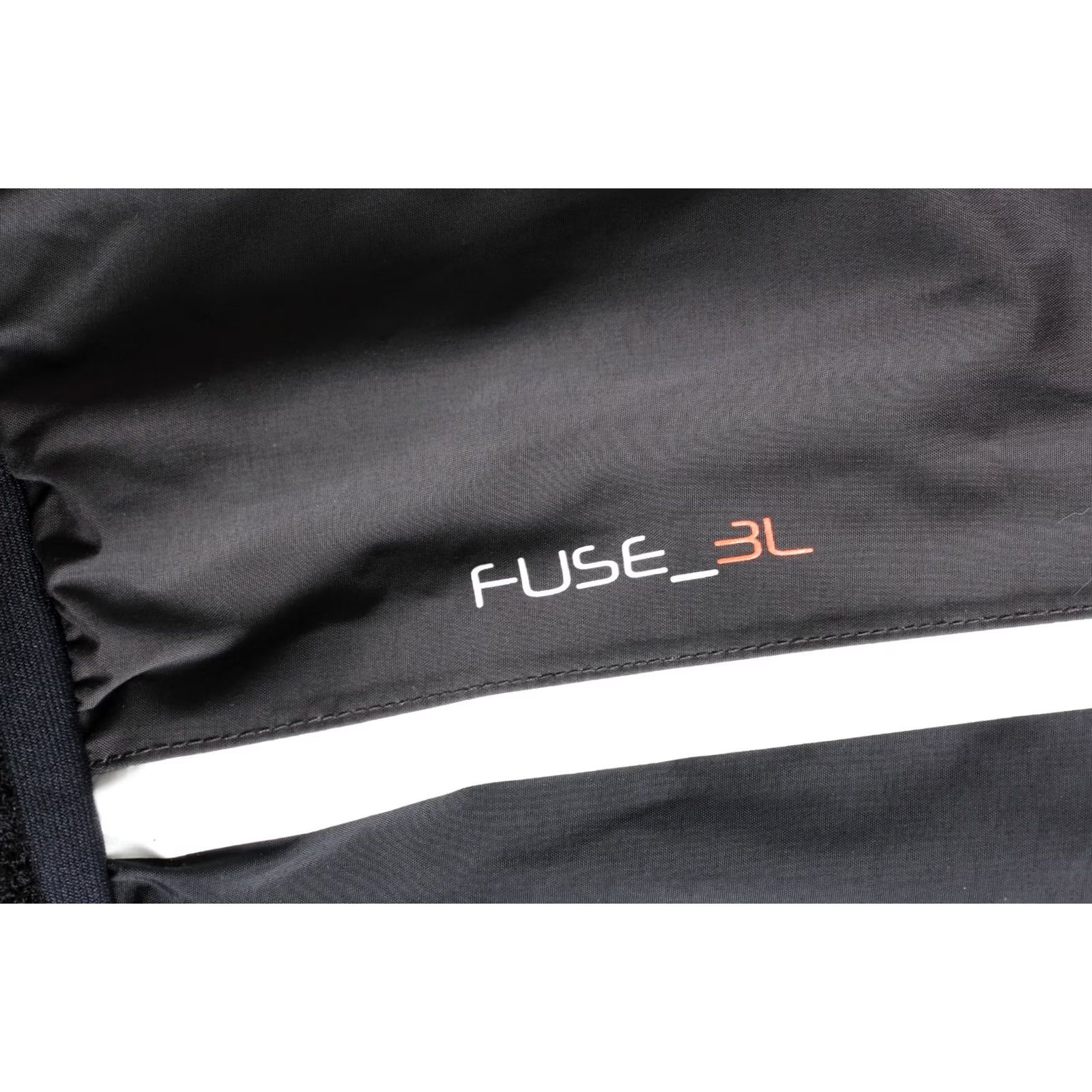 Vintage GILL Fuse 3L Race Smock Spray Top Sailing Men Size S MJ6404 Black Size US S / EU 44-46 / 1 - 6 Thumbnail