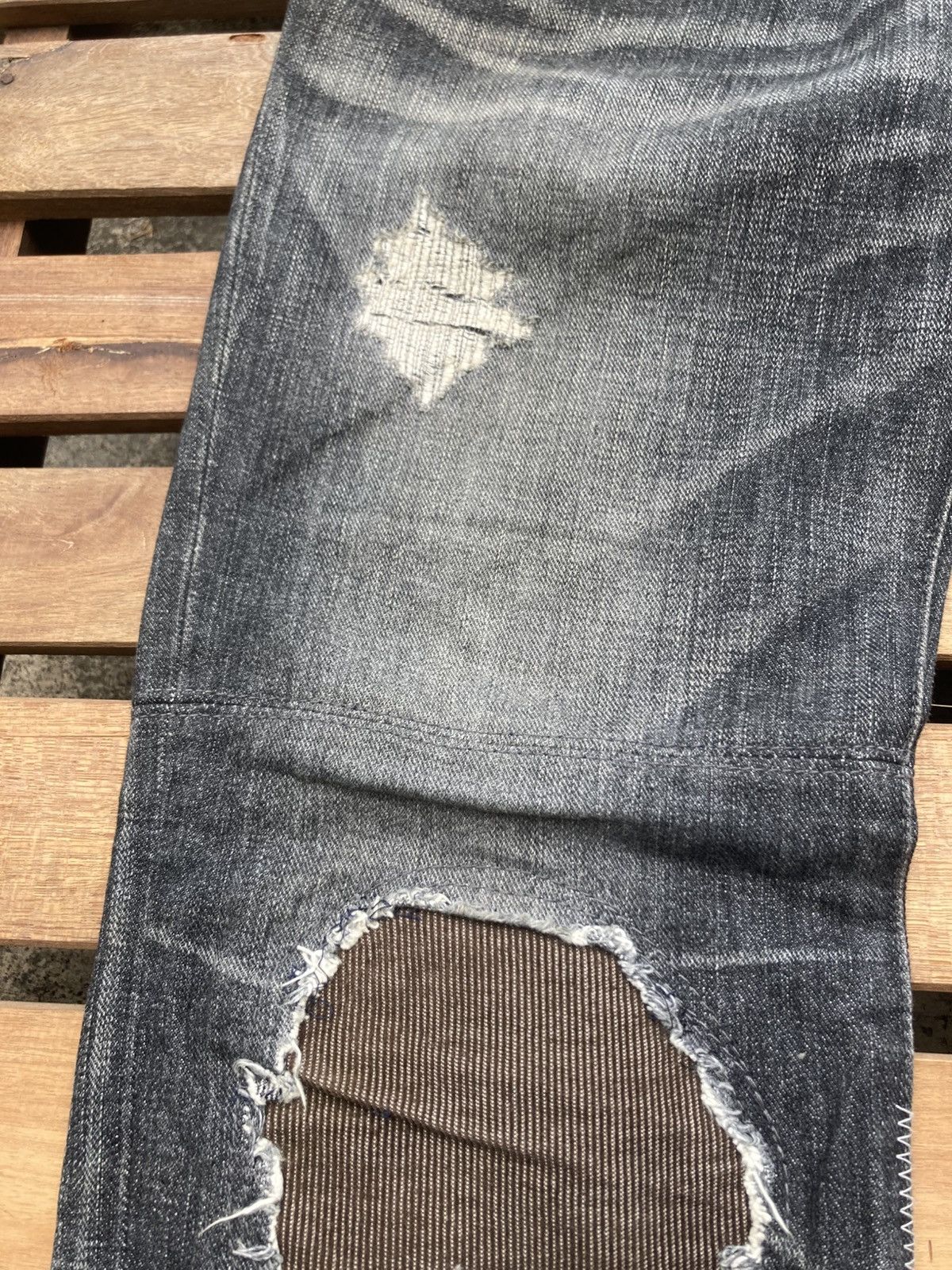 Number (N)ine Distressed Denim Jeans Number Nine Size US 32 / EU 48 - 11 Thumbnail