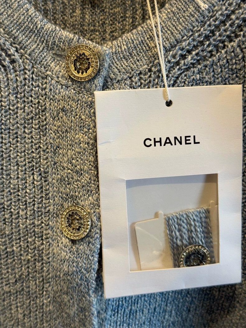 Chanel Chanel 23P light blue knitted cardigan coat Size XS / US 0-2 / IT 36-38 - 2 Thumbnail