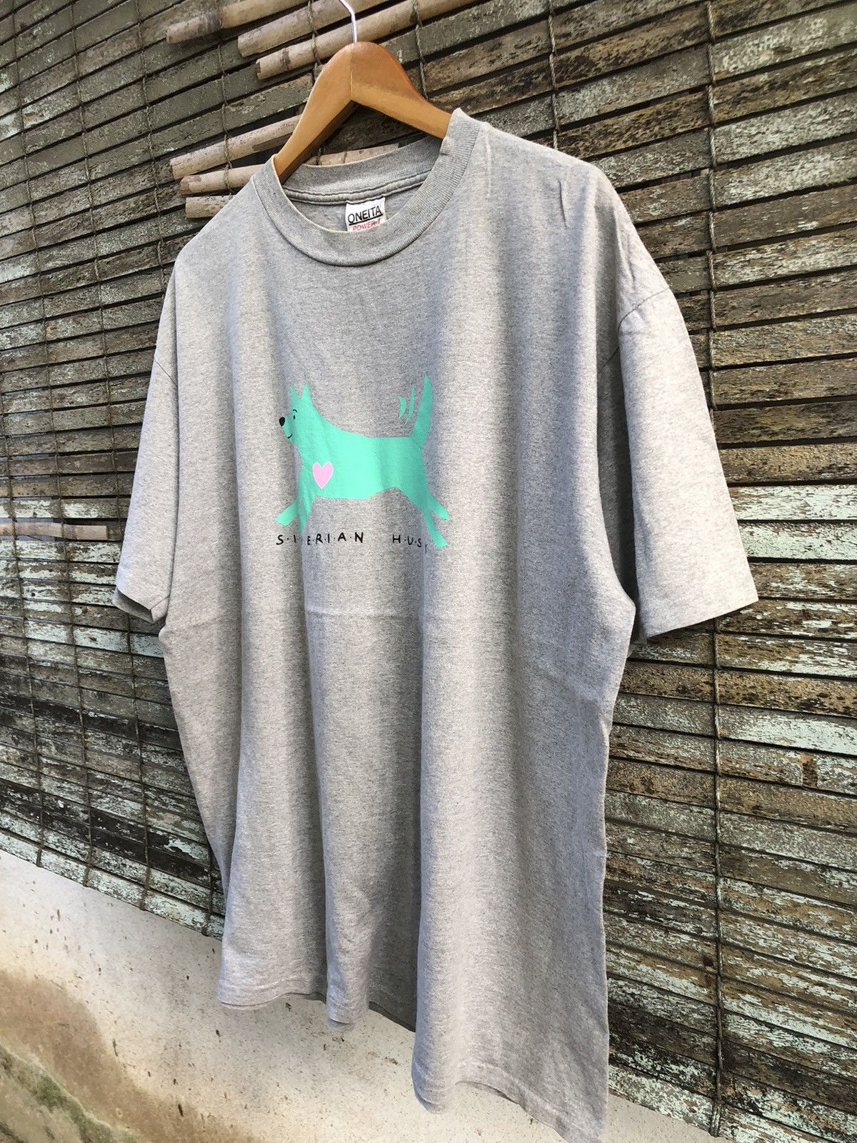 The Mountain × Vintage Vintage 90s Siberian Husky Tshirt Size US XL / EU 56 / 4 - 4 Thumbnail