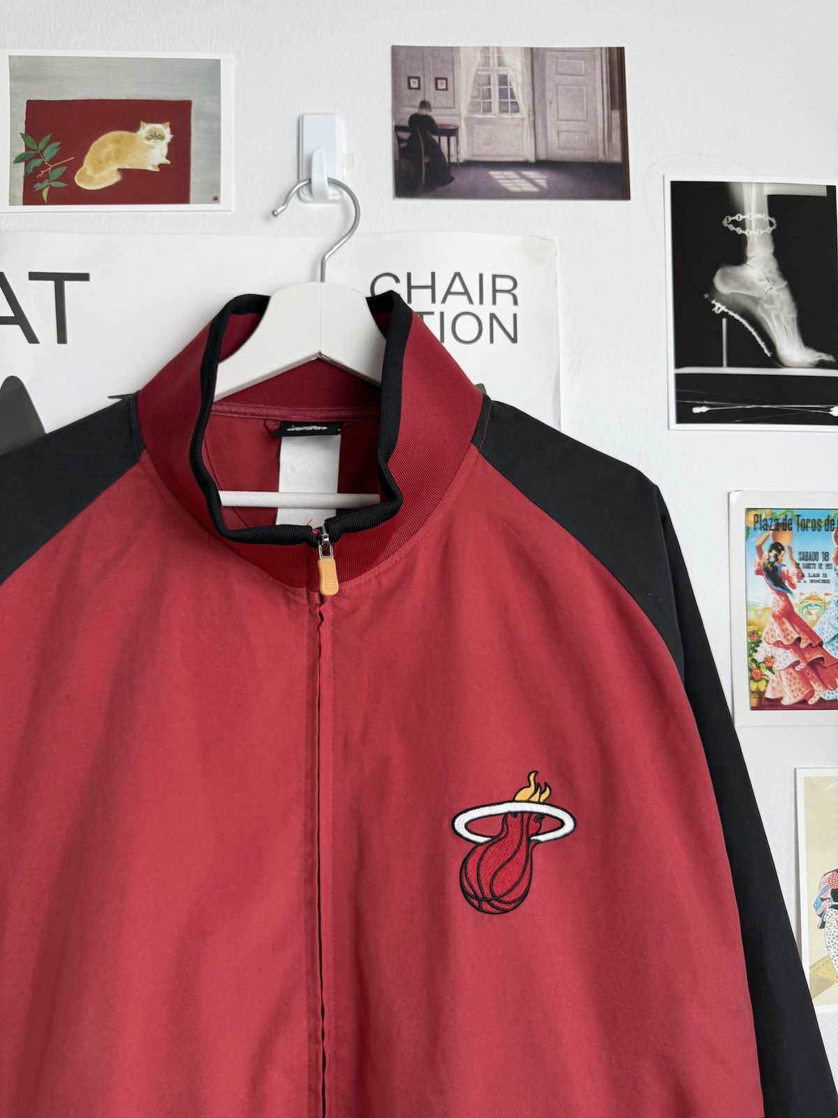 Adidas Vintage y2k Adidas Miami Heat NBA windbreaker jacket XL USA Size US XL / EU 56 / 4 - 3 Thumbnail