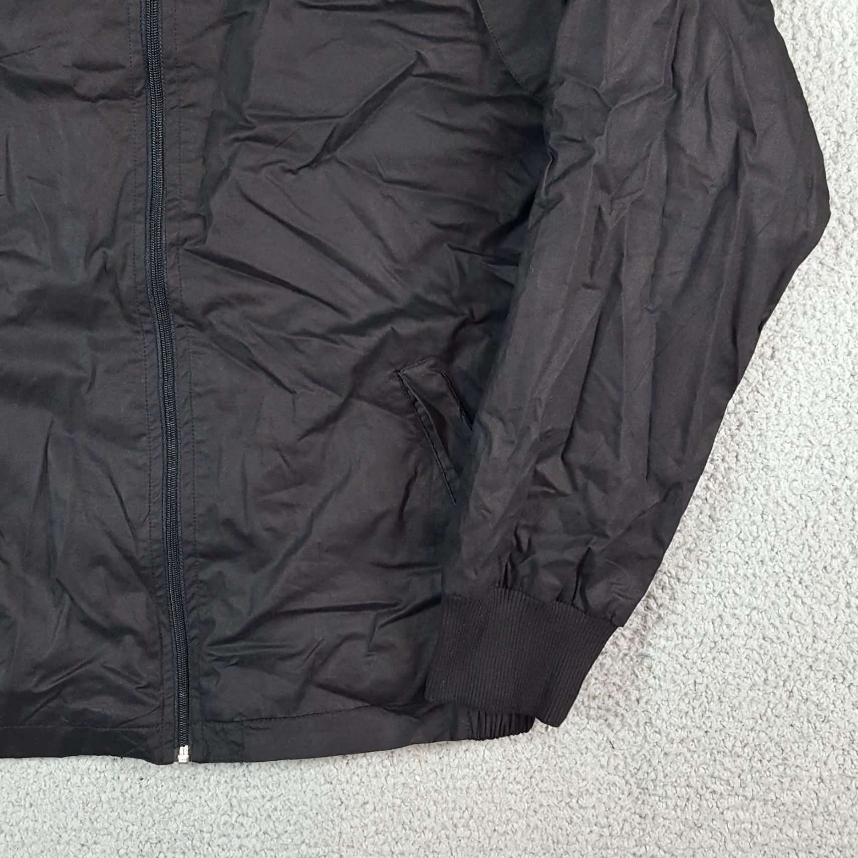 Vintage VINTAGE Sahara Windbreaker Jacket Women's Size S Black Full Zip Up Bomber 90s Biker Size S / US 4 / IT 40 - 3 Thumbnail
