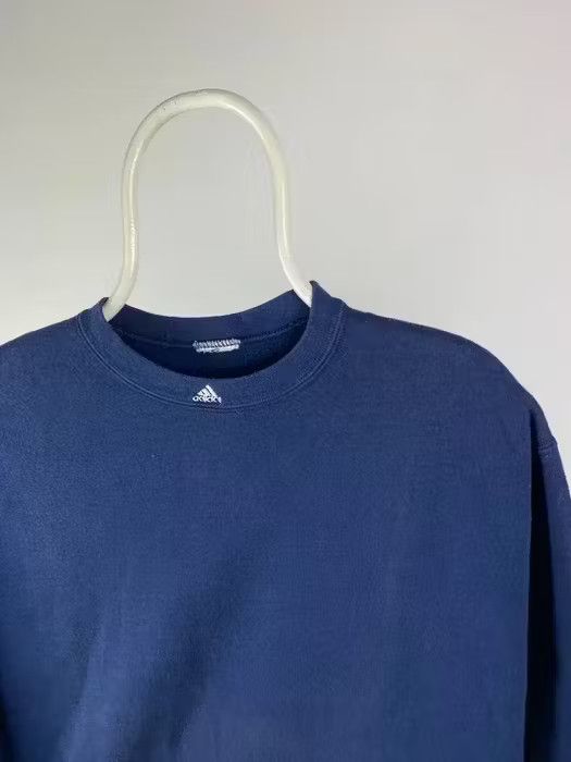 Adidas Adidas vintage fleece sweatshirt size M navy center logo Size US M / EU 48-50 / 2 - 2 Thumbnail