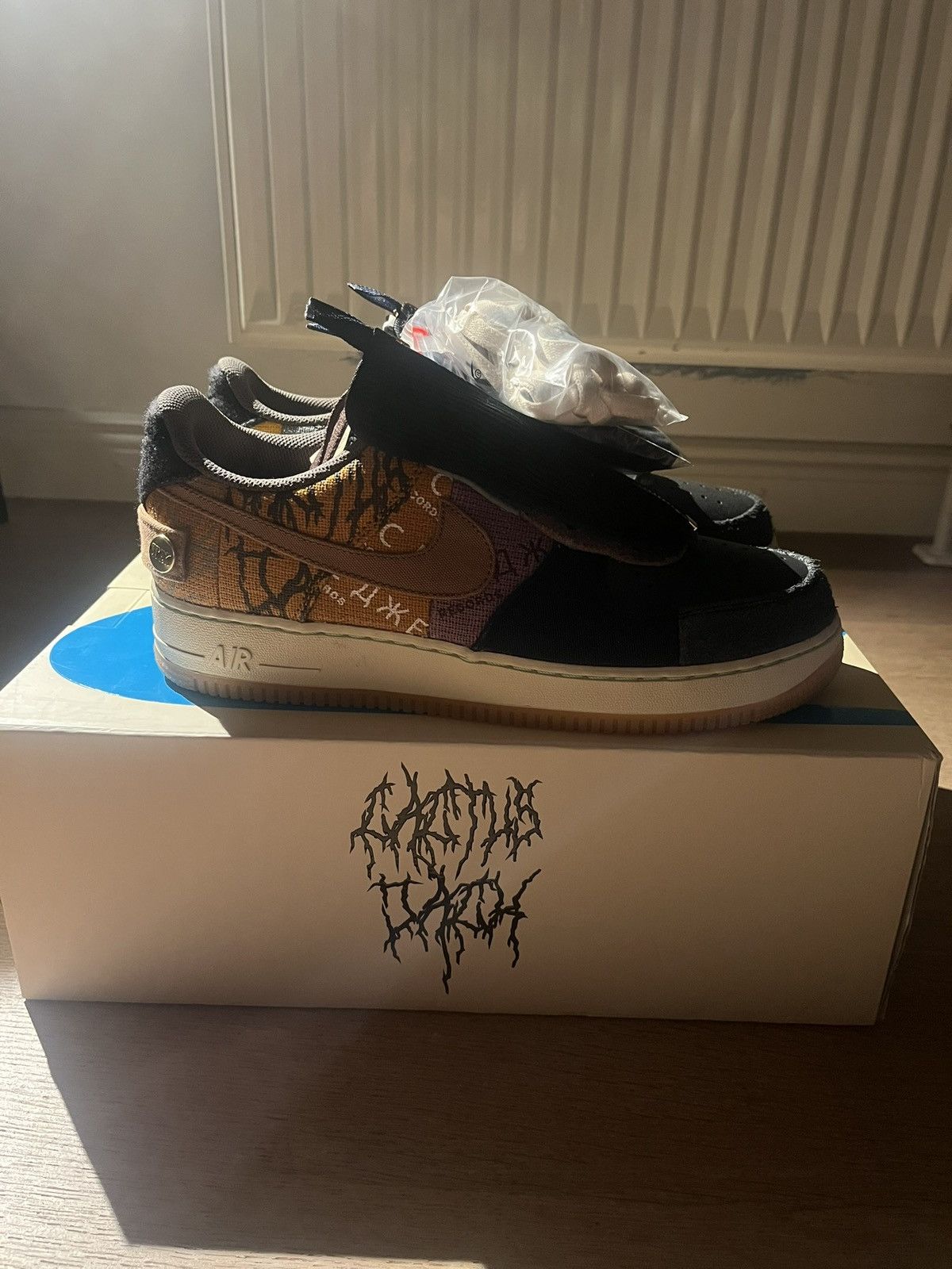 Nike × Travis Scott Nike Air Force 1 Low Travis Scott „Cactus Jack“ Size US 10.5 / EU 43-44 - 5 Thumbnail