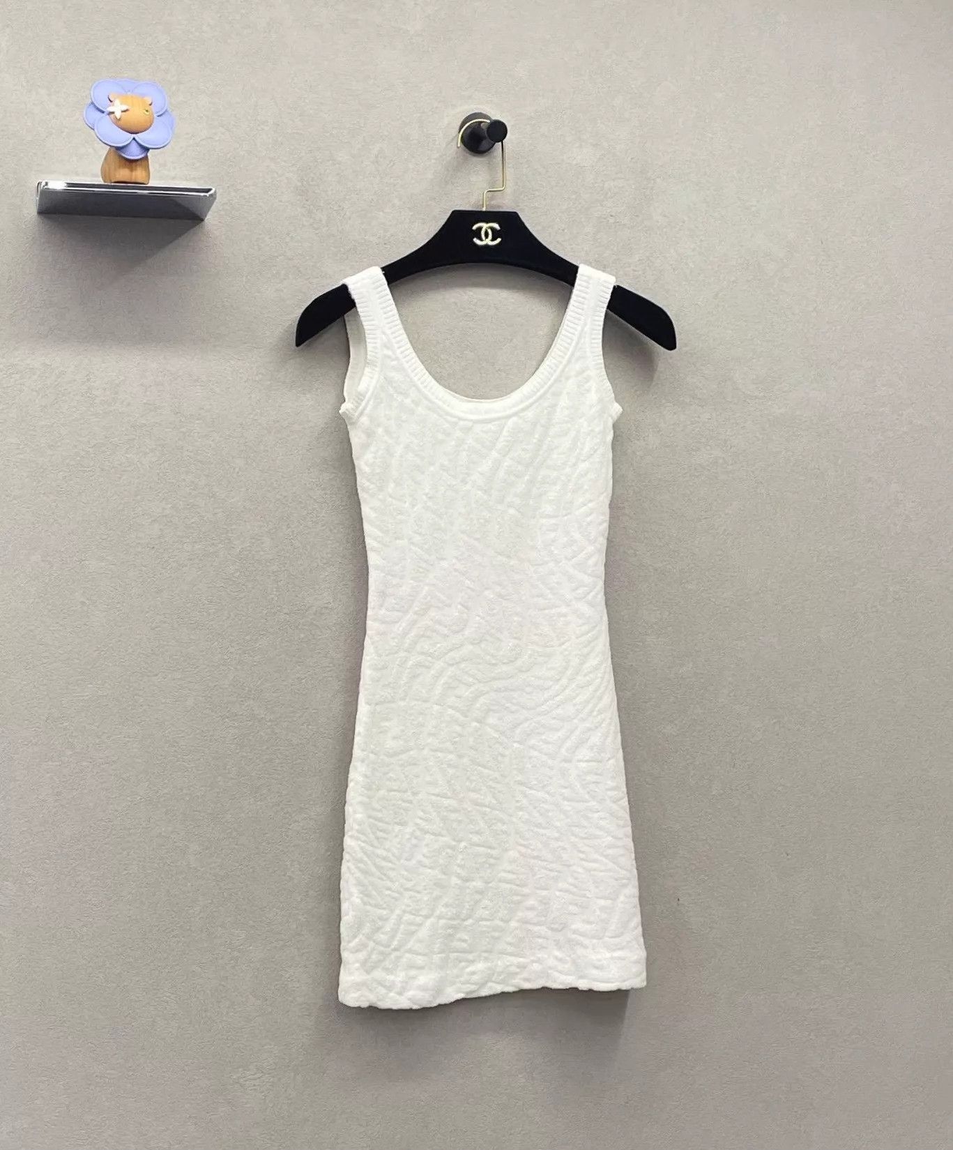 Fendi FENDI women's all over logo white sleeveless dress Size S / US 4 / IT 40 - 3 Thumbnail