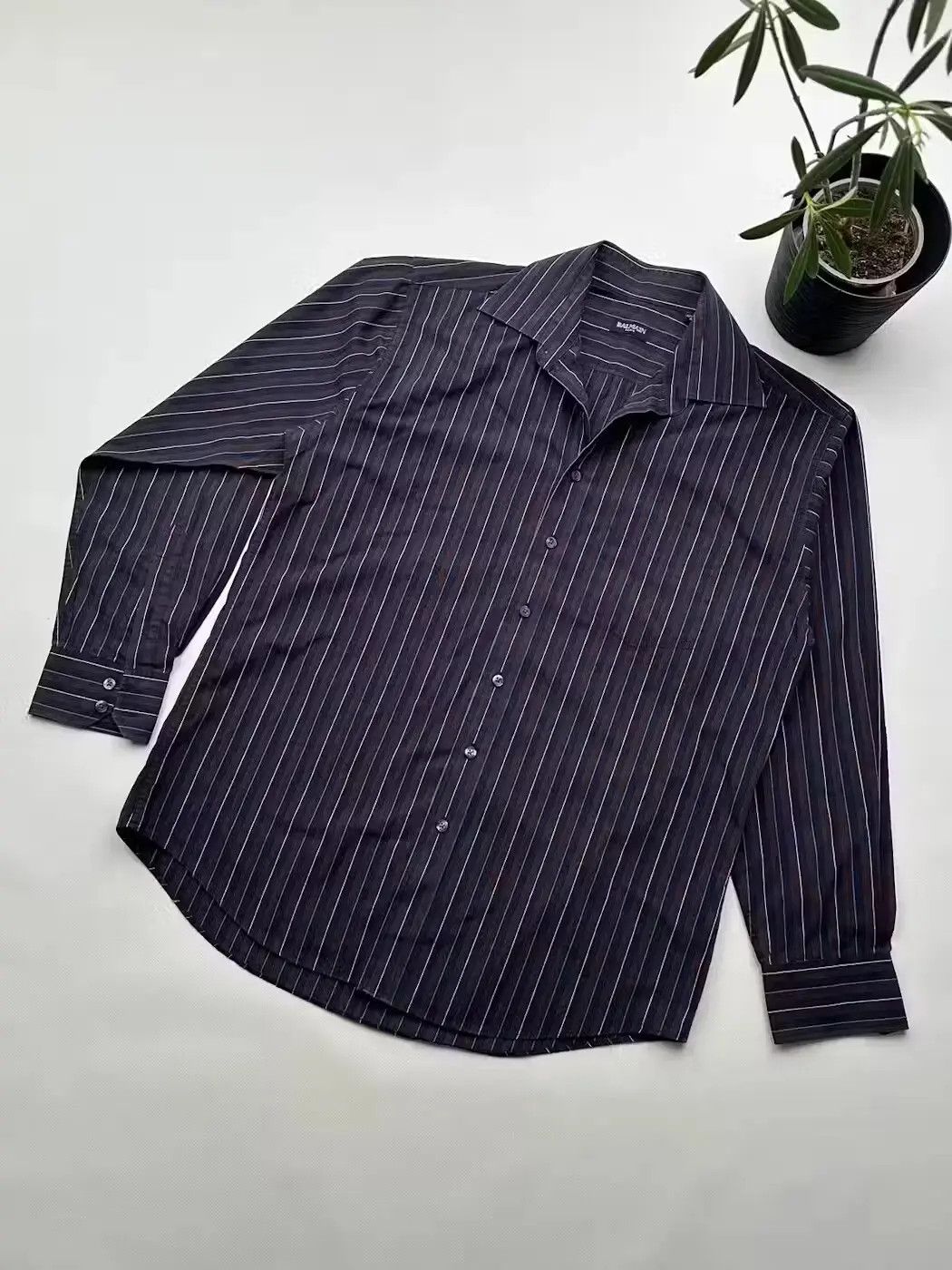 Balmain Balmain Striped Vintage Shirt Long Sleeve (545) Size US XL / EU 56 / 4 - 1 Thumbnail