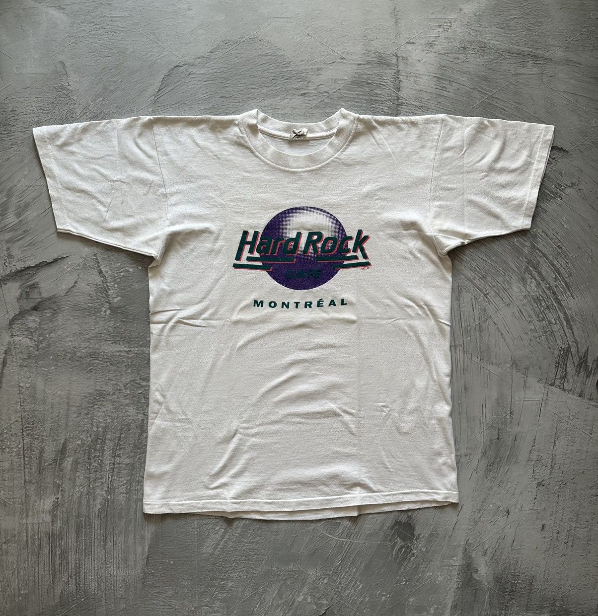 Hard Rock Cafe × Vintage 🔥Vintage Hard Rock Cafe Montreal Tee Rare Size US L / EU 52-54 / 3 - 1 Thumbnail