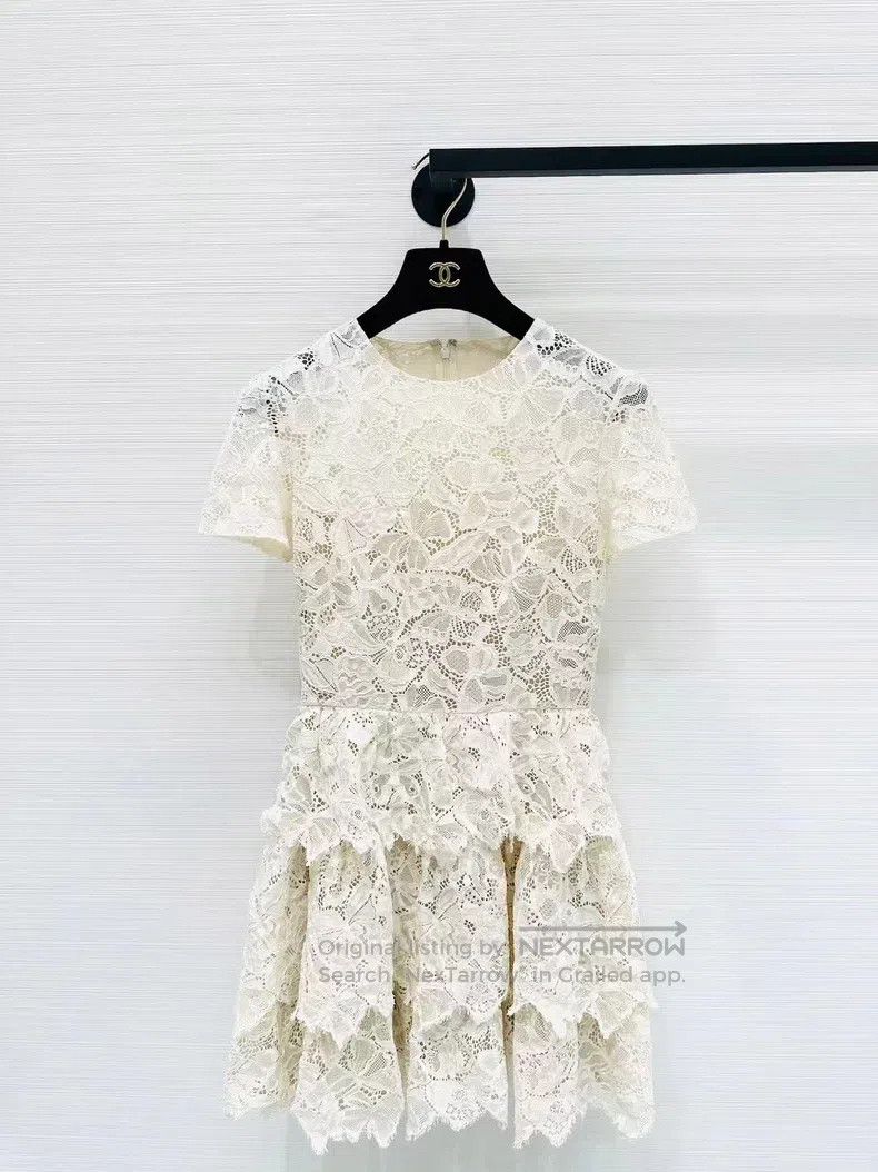 Valentino Valentino Water-soluble lace dress Size S / US 4 / IT 40 - 1 Thumbnail