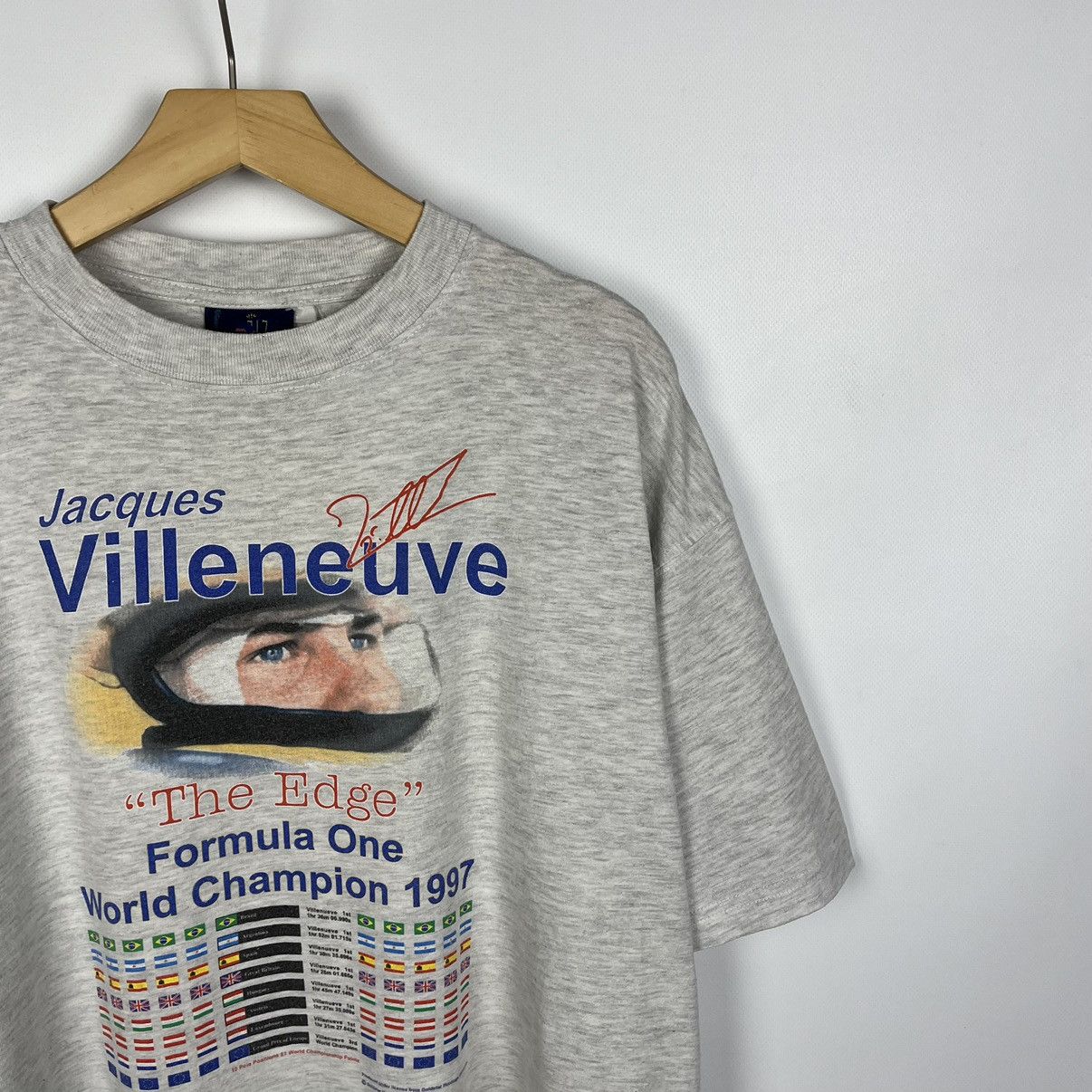 Formula 1 Vintage Jacques Villeneuve Formula One Racing T Shirt 1997 Size US XL / EU 56 / 4 - 2 Thumbnail