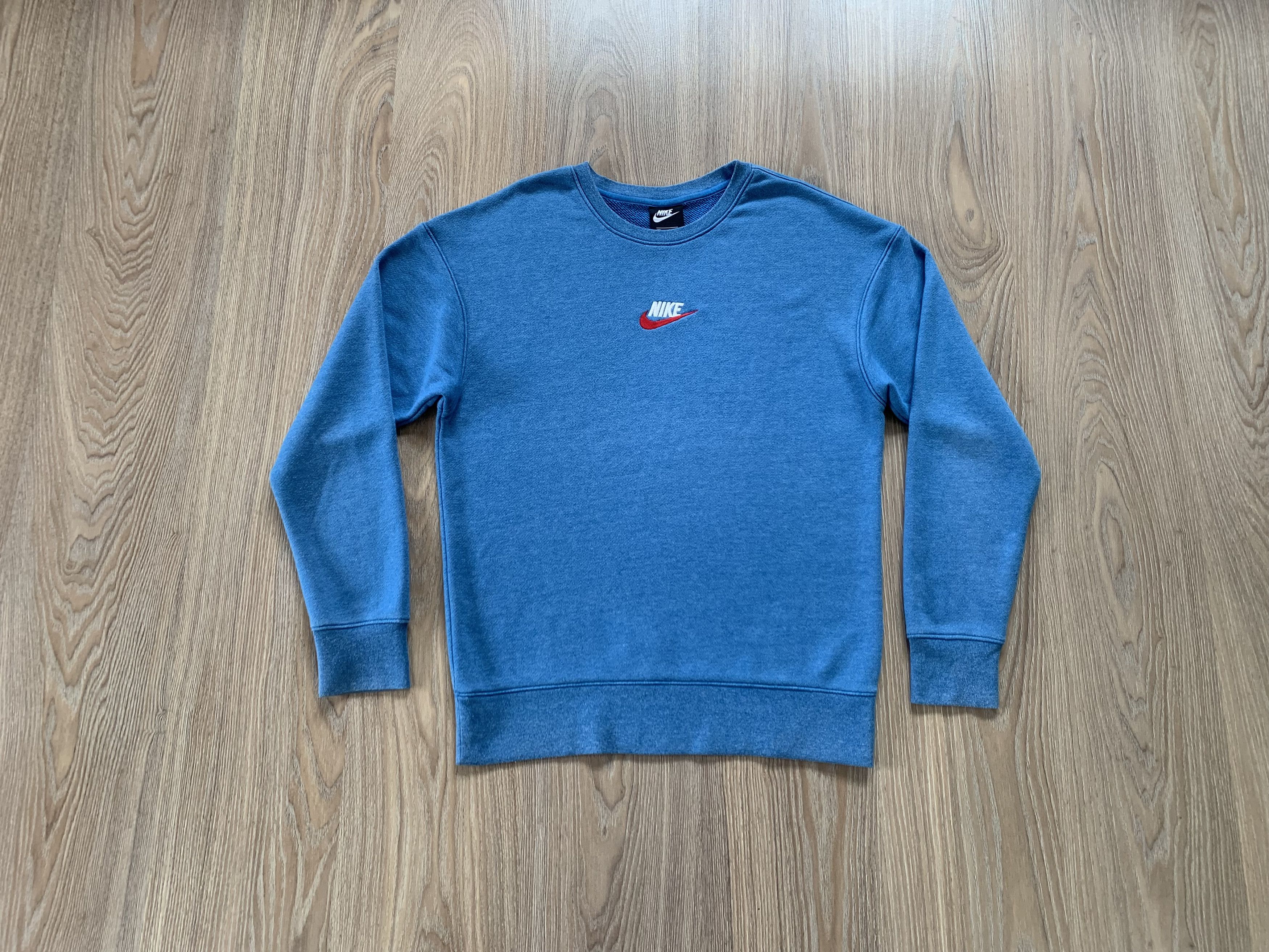 Nike Nike Embroidered Mini Swoosh Blue Sweatshirt Size US S / EU 44-46 / 1 - 1 Thumbnail