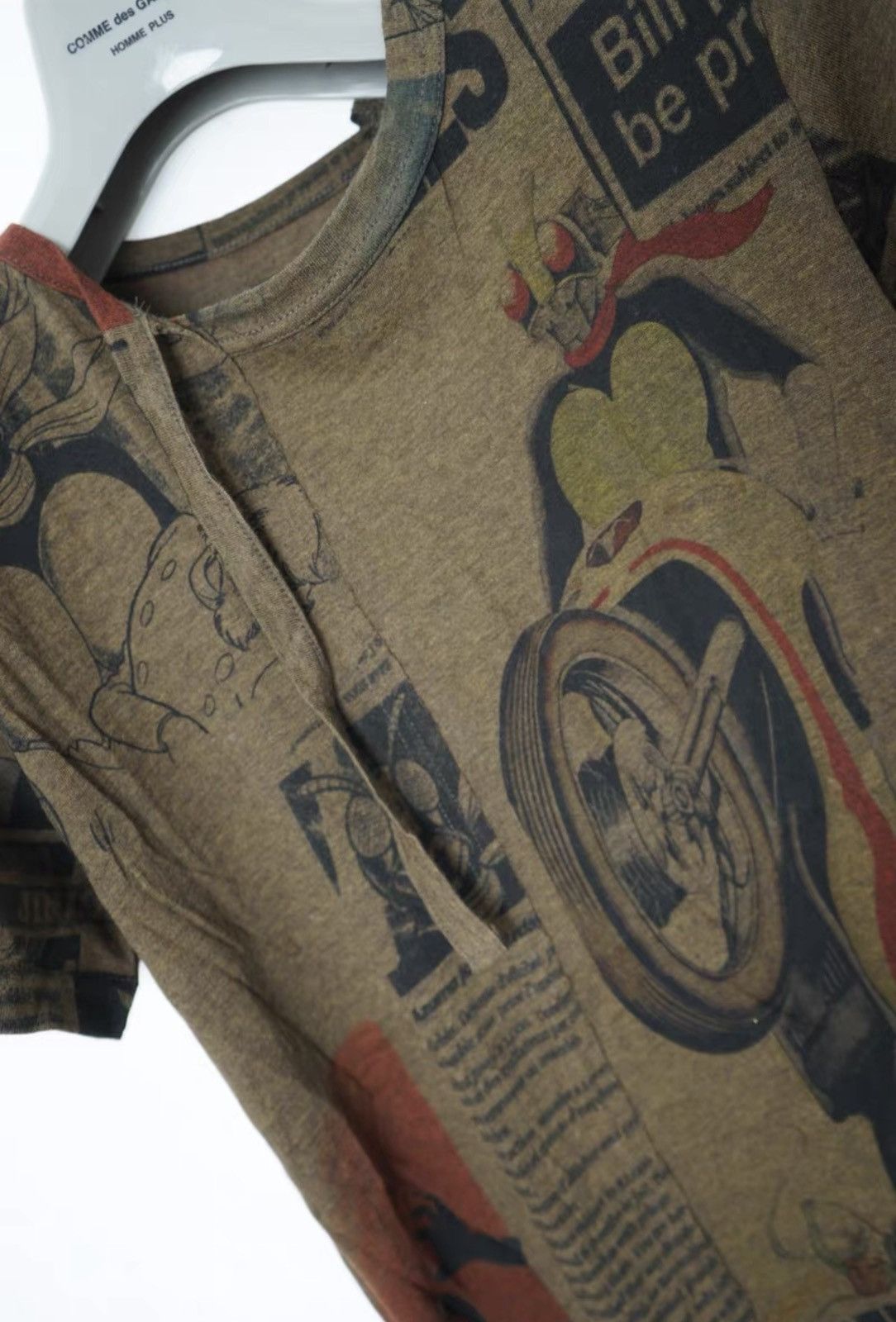 Yohji Yamamoto Yohji Yamamoto Poster Comic Y2K Lace-Up Short Sleeve T-shirt Size US S / EU 44-46 / 1 - 6 Thumbnail
