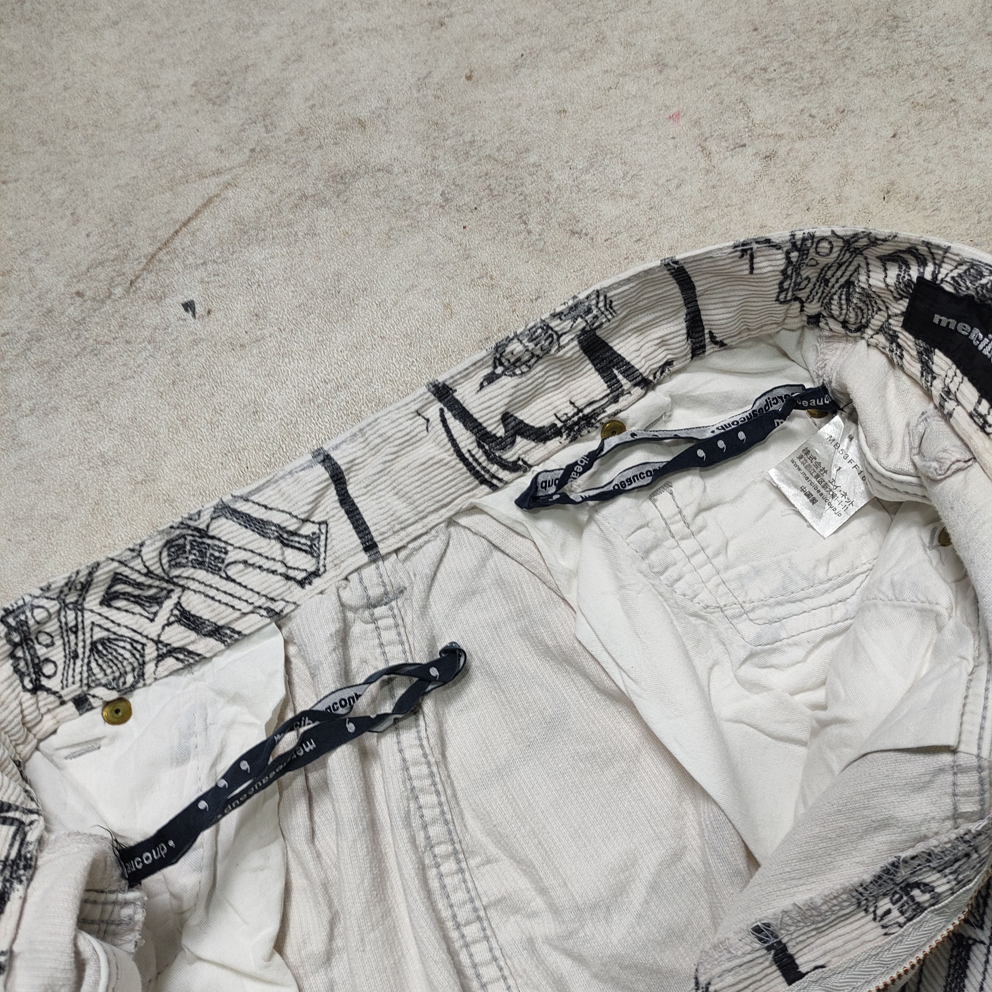 Issey Miyake Mercibeaucoup Paris Pattern Issey Miyake Size US 30 / EU 46 - 16 Thumbnail