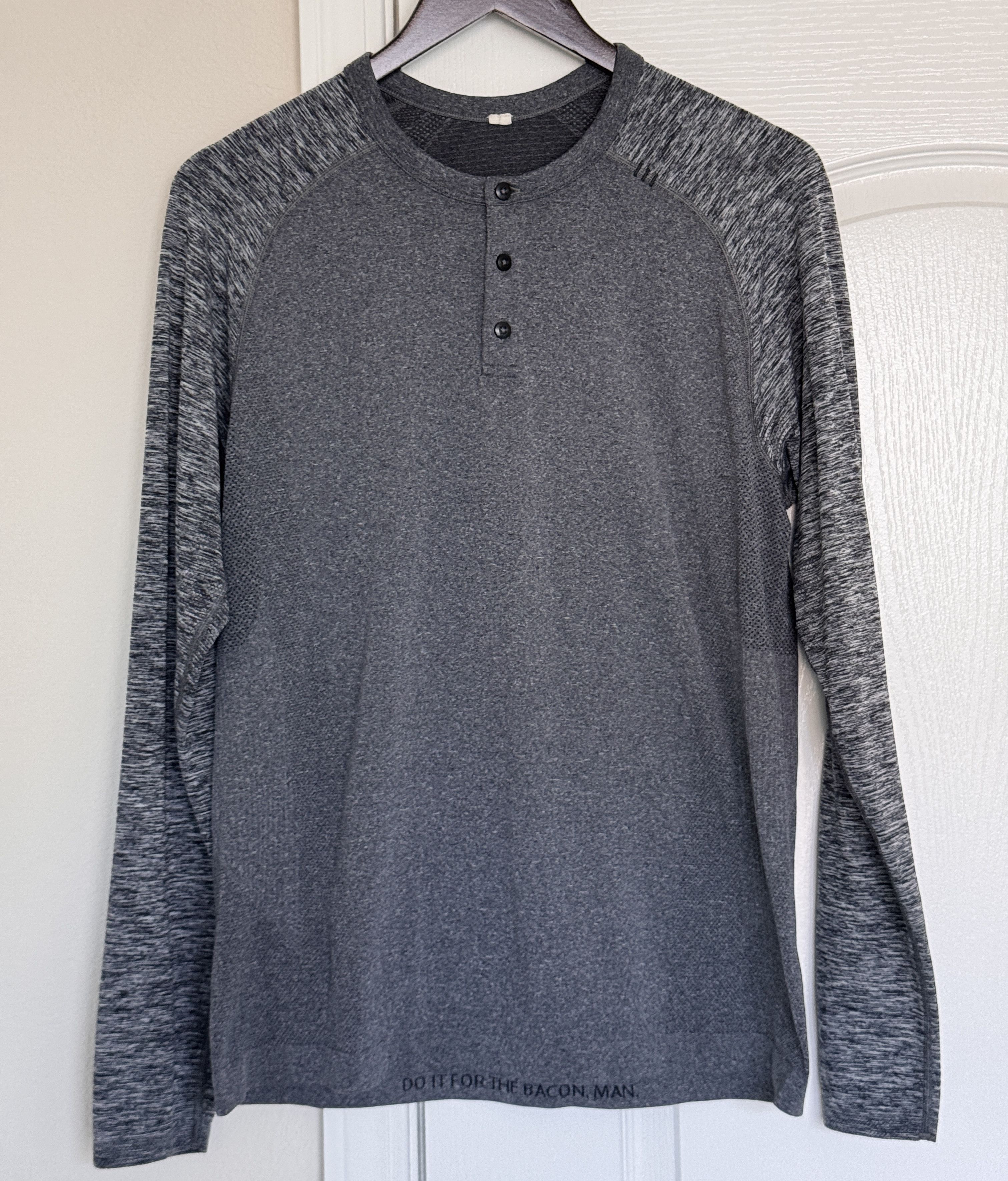 Lululemon Henley Shirt Metal Vent Tech Grey Long Sleeve Size US M / EU 48-50 / 2 - 1 Thumbnail