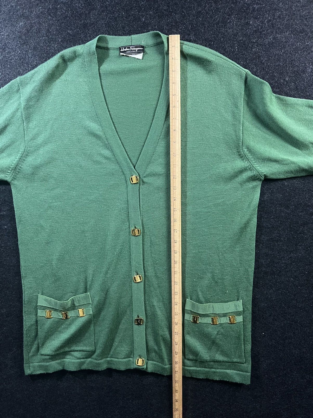 Salvatore Ferragamo 90’s salvatore ferragamo green knitted cardigan gold button Size US L / EU 52-54 / 3 - 6 Thumbnail