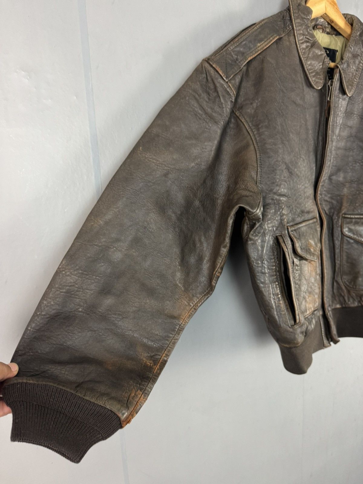 Leather VINTAGE BRIGHT LIGHTS DISTRESSED LEATHER JACKET Size US L / EU 52-54 / 3 - 3 Thumbnail