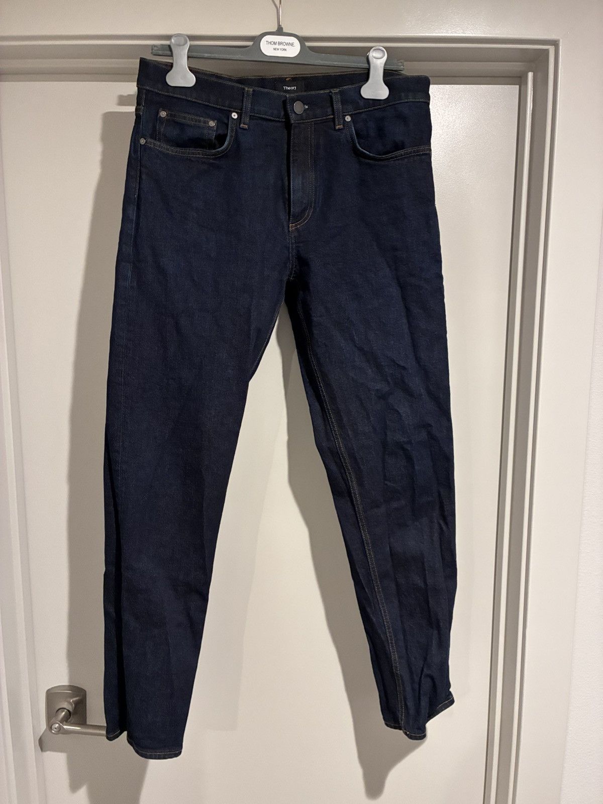 Theory athletic jeans Size US 33 - 1 Thumbnail