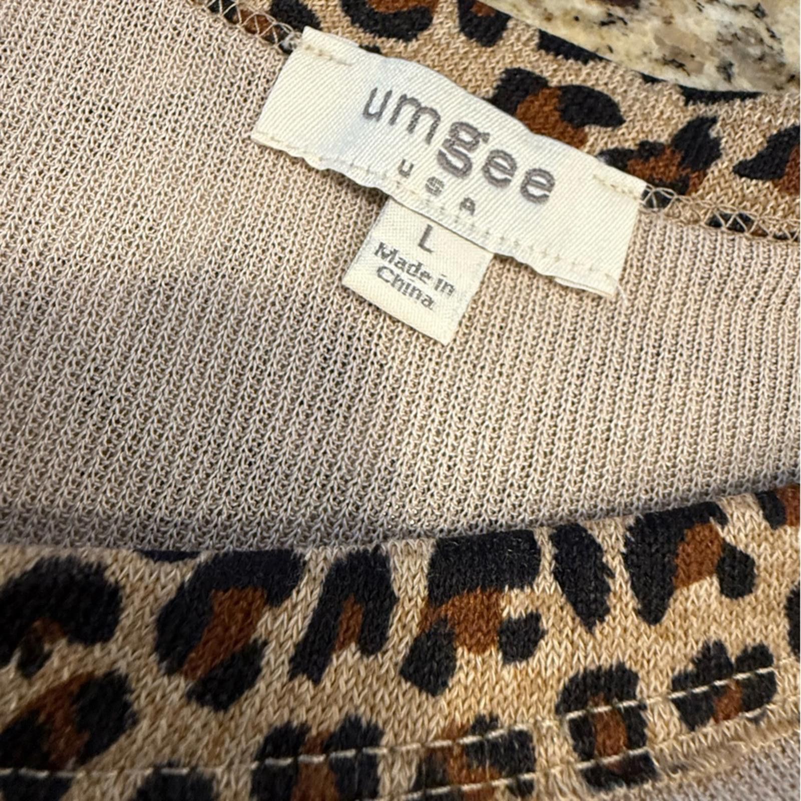 Other Umgee boho tan sweater leopard print fringe trim SZ LG Size L / US 10 / IT 46 - 8 Thumbnail
