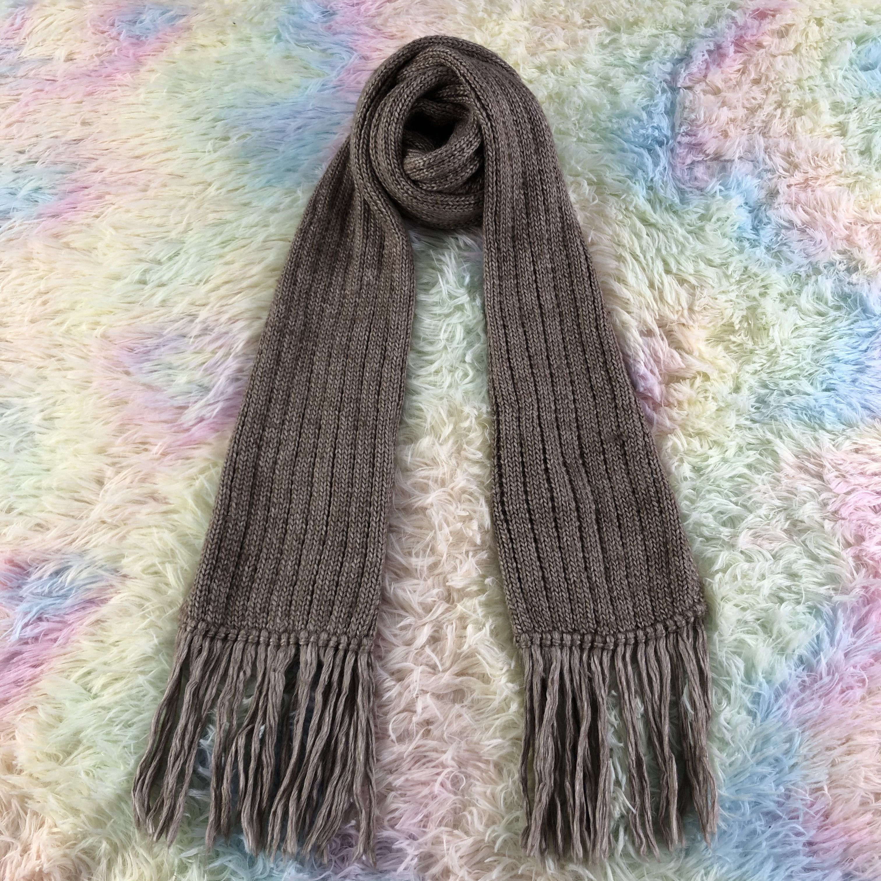 Calvin Klein × Vintage Calvin Klein Scarf / Muffler / Neckwear - KM92 Size ONE SIZE - 1 Thumbnail