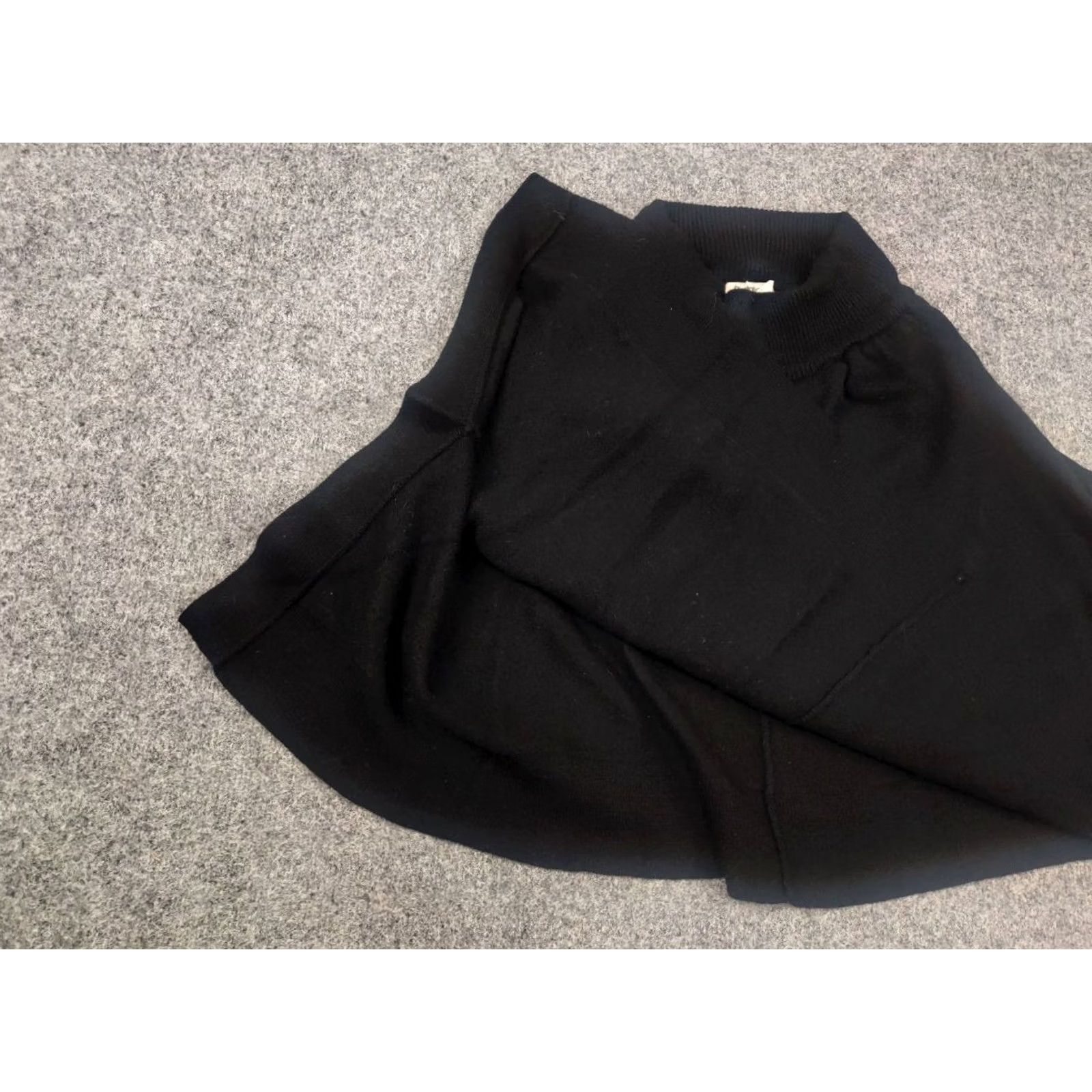 Issey Miyake VINTAGE ISSEY MIYAKE Japan women's cardigan sweater black knit crew neck long sleeve M Wool logo solid cable-knit Size M / US 6-8 / IT 42-44 - 7 Thumbnail