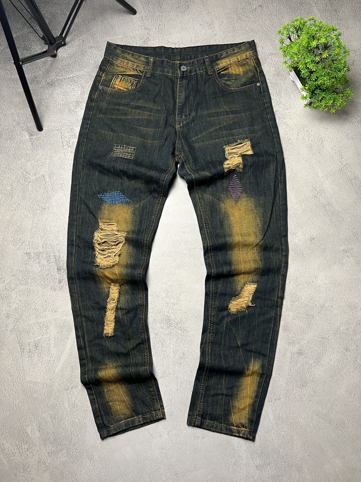 Japanese Brand Crazy Jeans Dirty Pants faded denim thrashed distressed Size US 37 - 1 Thumbnail