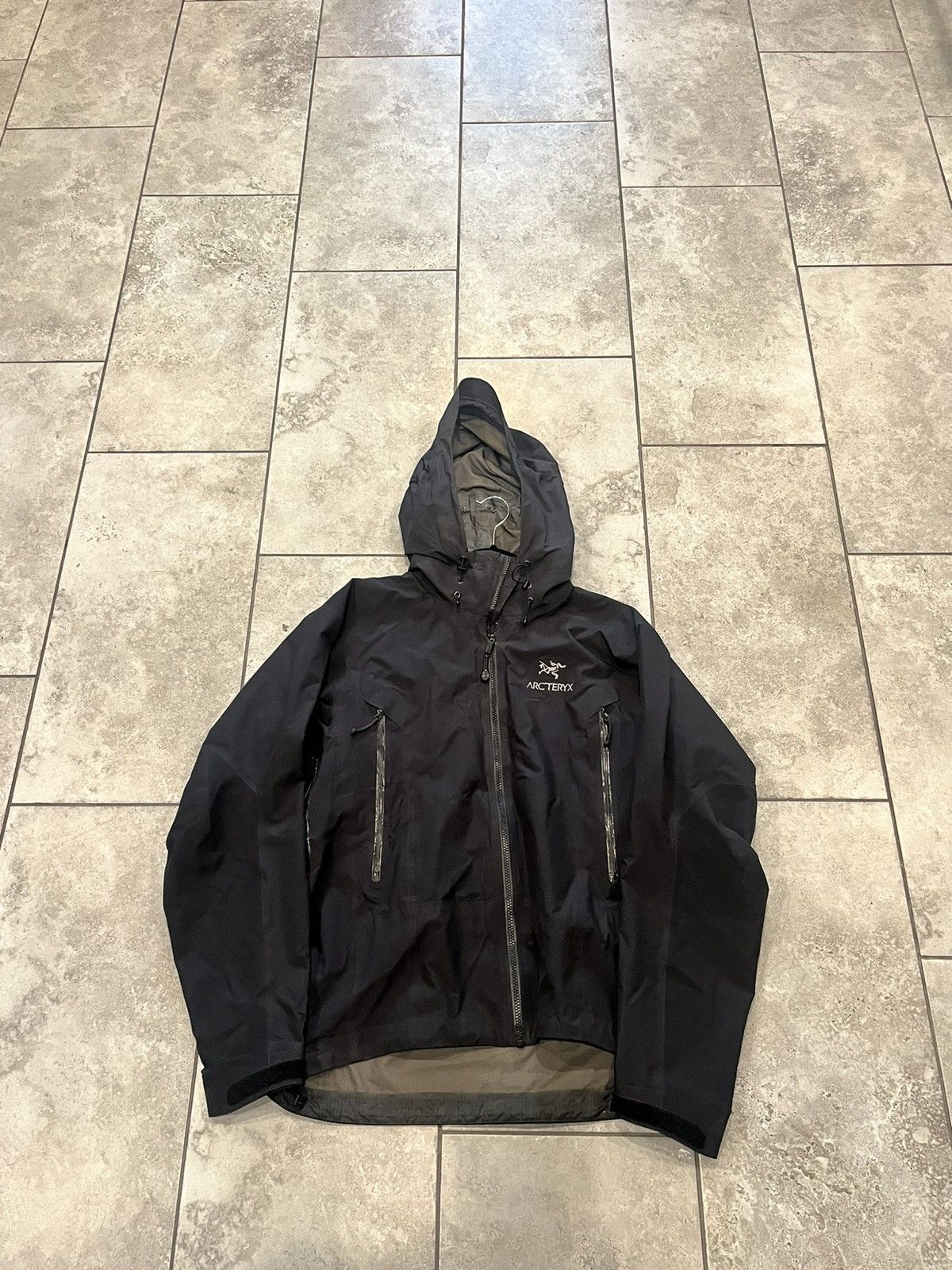 Arc'teryx Vintage Arcteryx Beta Ar Size US L / EU 52-54 / 3 - 2 Thumbnail