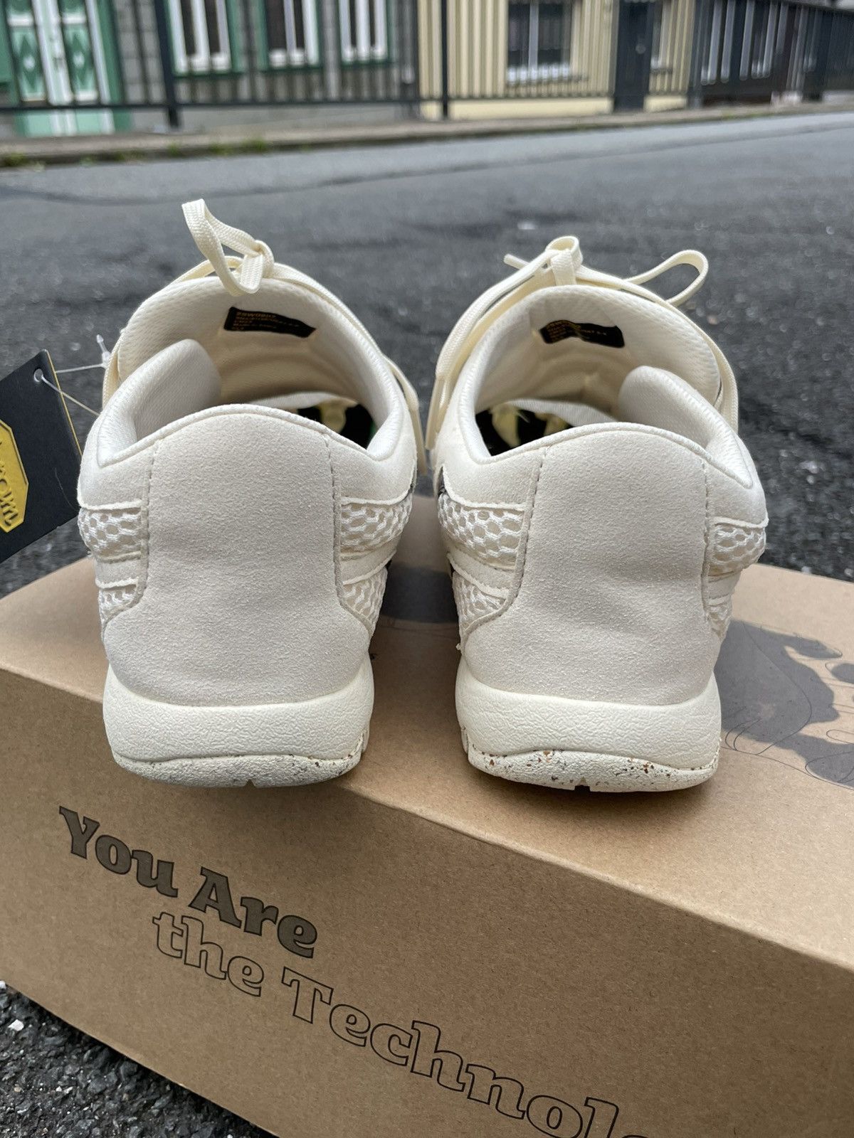 Vibram Vibram FiveFingers Roadaround Ivory Sneakers Size US 7.5 / IT 37.5 - 9 Thumbnail