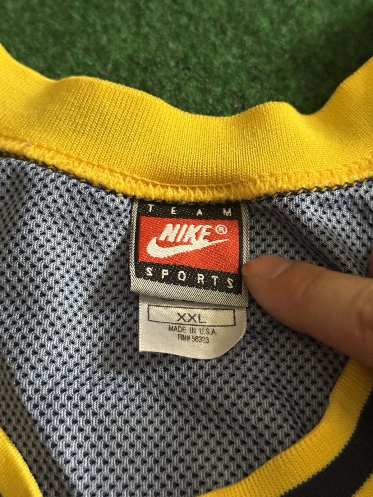 NBA × Nike × Vintage Vintage 90s Nike Michigan State Wolverine Basketball Jersey Size US XXL / EU 58 / 5 - 4 Thumbnail