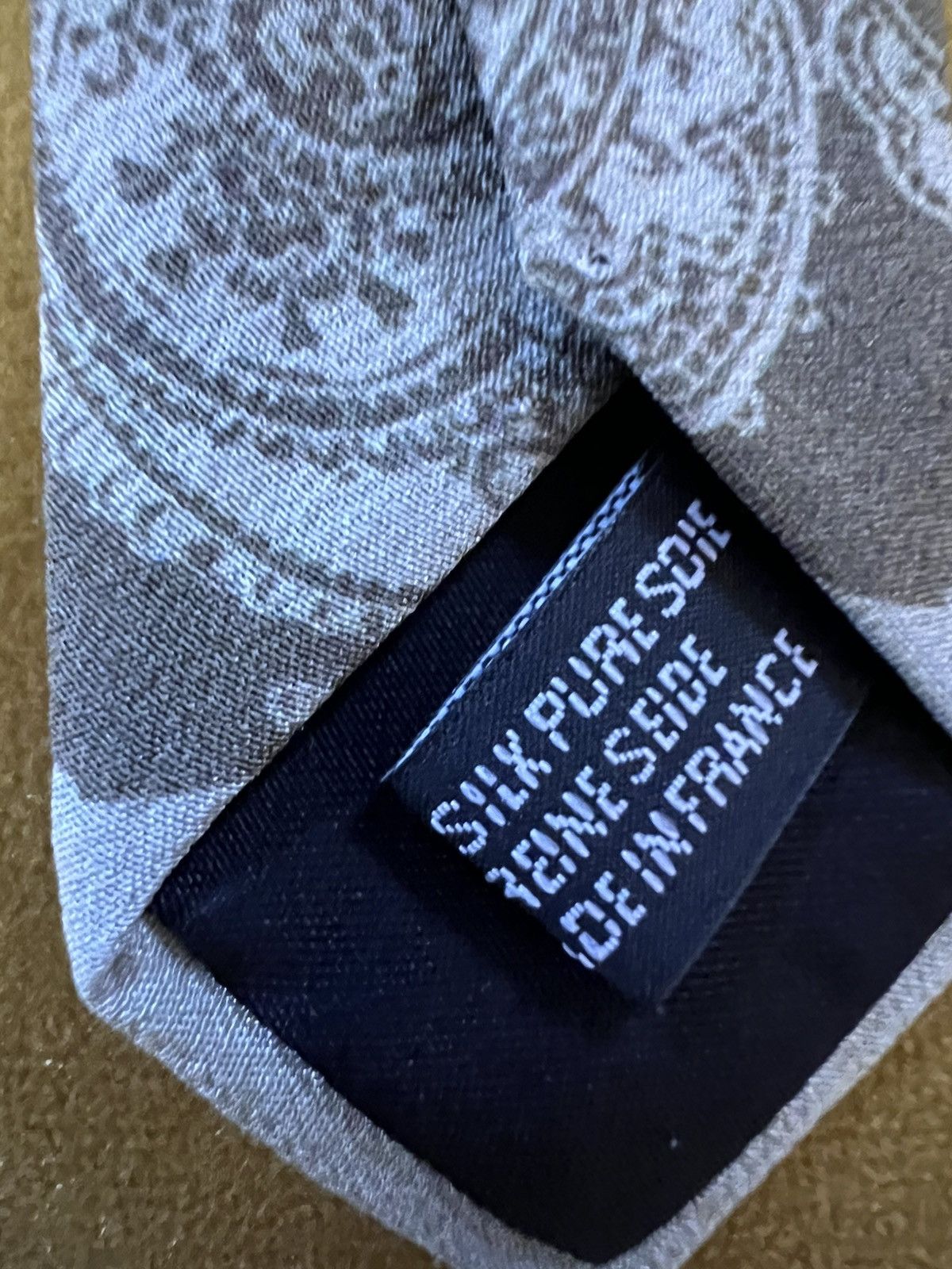 Yves Saint Laurent YSL silk paisley tie in beige, made in France Size ONE SIZE - 5 Thumbnail