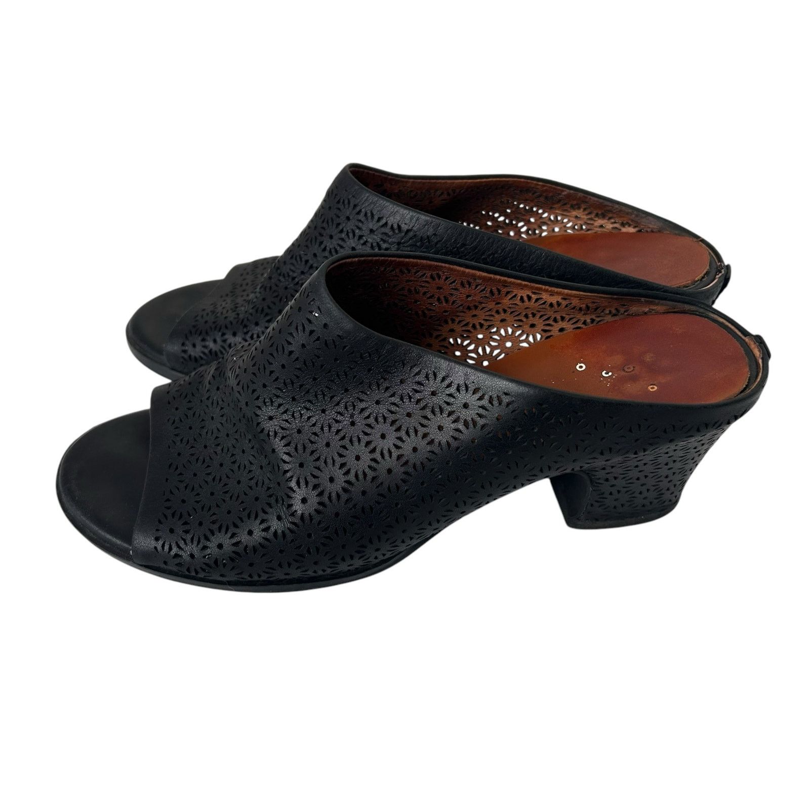 Gentle Souls Gentle Souls Black Leather Perforated Mules Heels Sz 8 Size US 8 / IT 38 - 3 Thumbnail