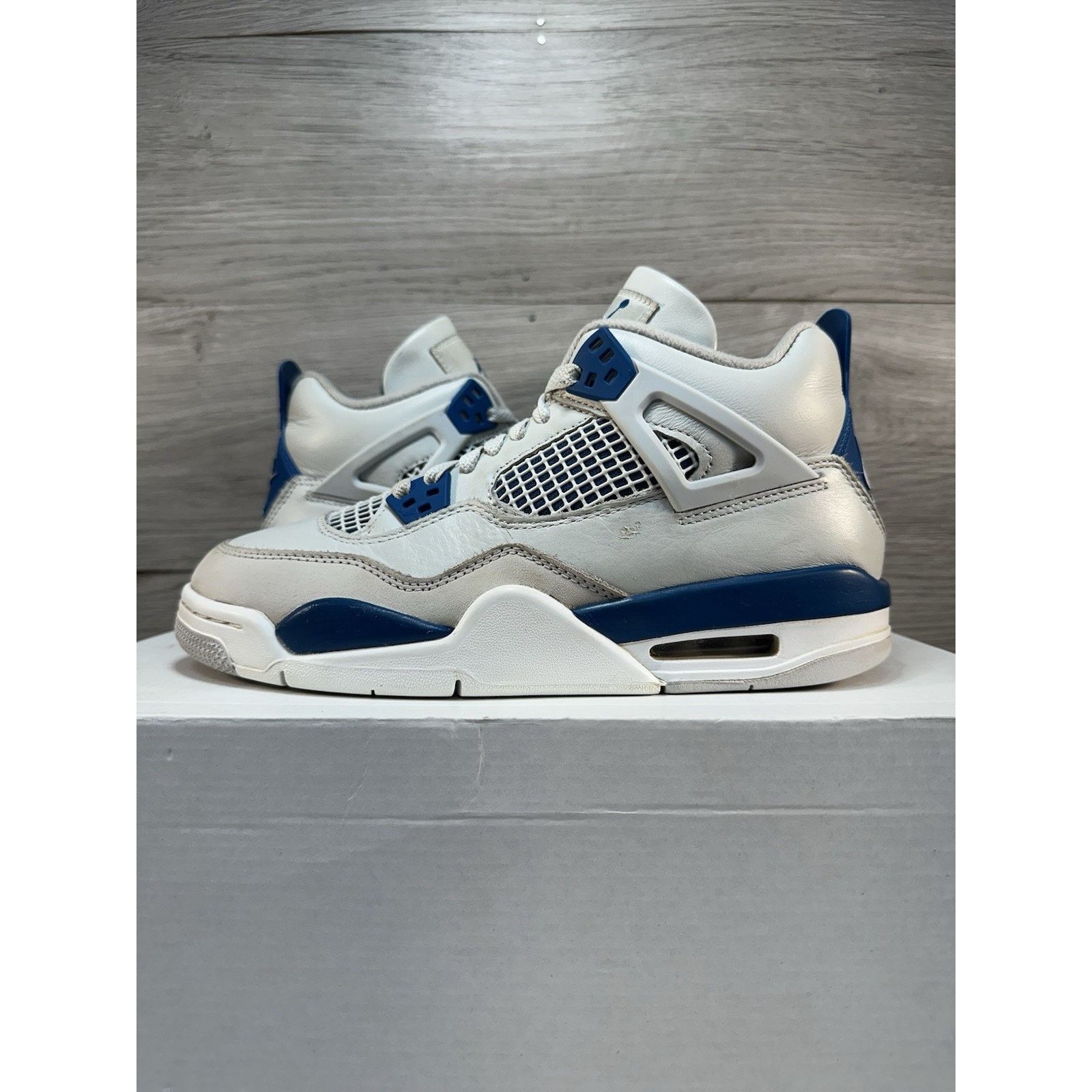 Jordan Brand Jordan Retro 4 Military Blue GS - Size 7y (HF4281-141) Size US 7 / EU 40 - 1 Thumbnail