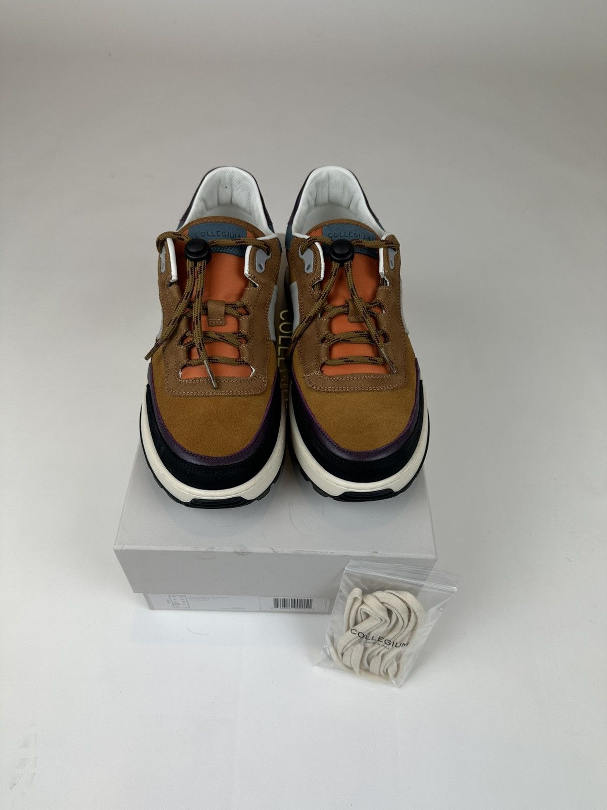 Collegium Collegium Pillar Court II Size US 9 / EU 42 - 2 Thumbnail