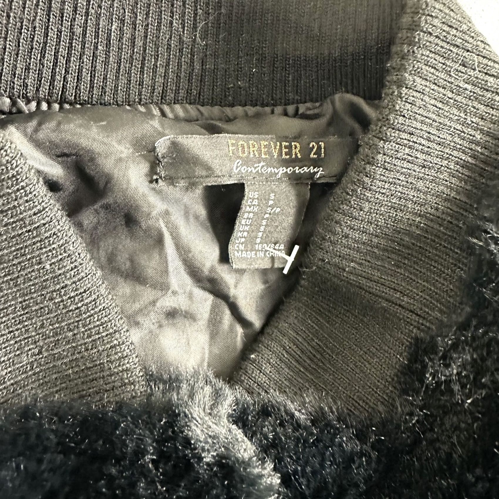 Forever 21 Forever 21 The Real Thing 96 Faux Fur Bomber Jacket Sherpa Black Size S Men Size US S / EU 44-46 / 1 - 7 Thumbnail